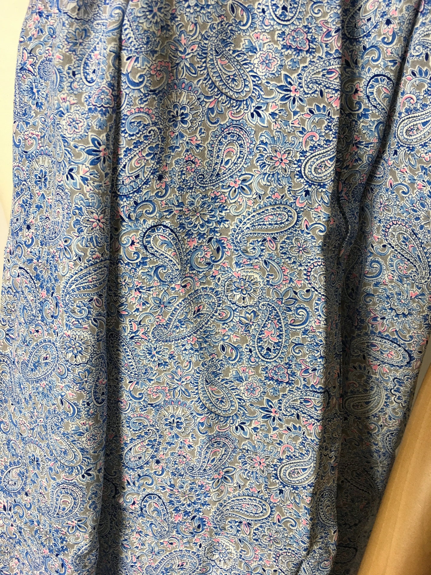 Original 1940’s Rayon Dress Fabric - Gorgeous Paisley with Blues & Pinks 1.6 m