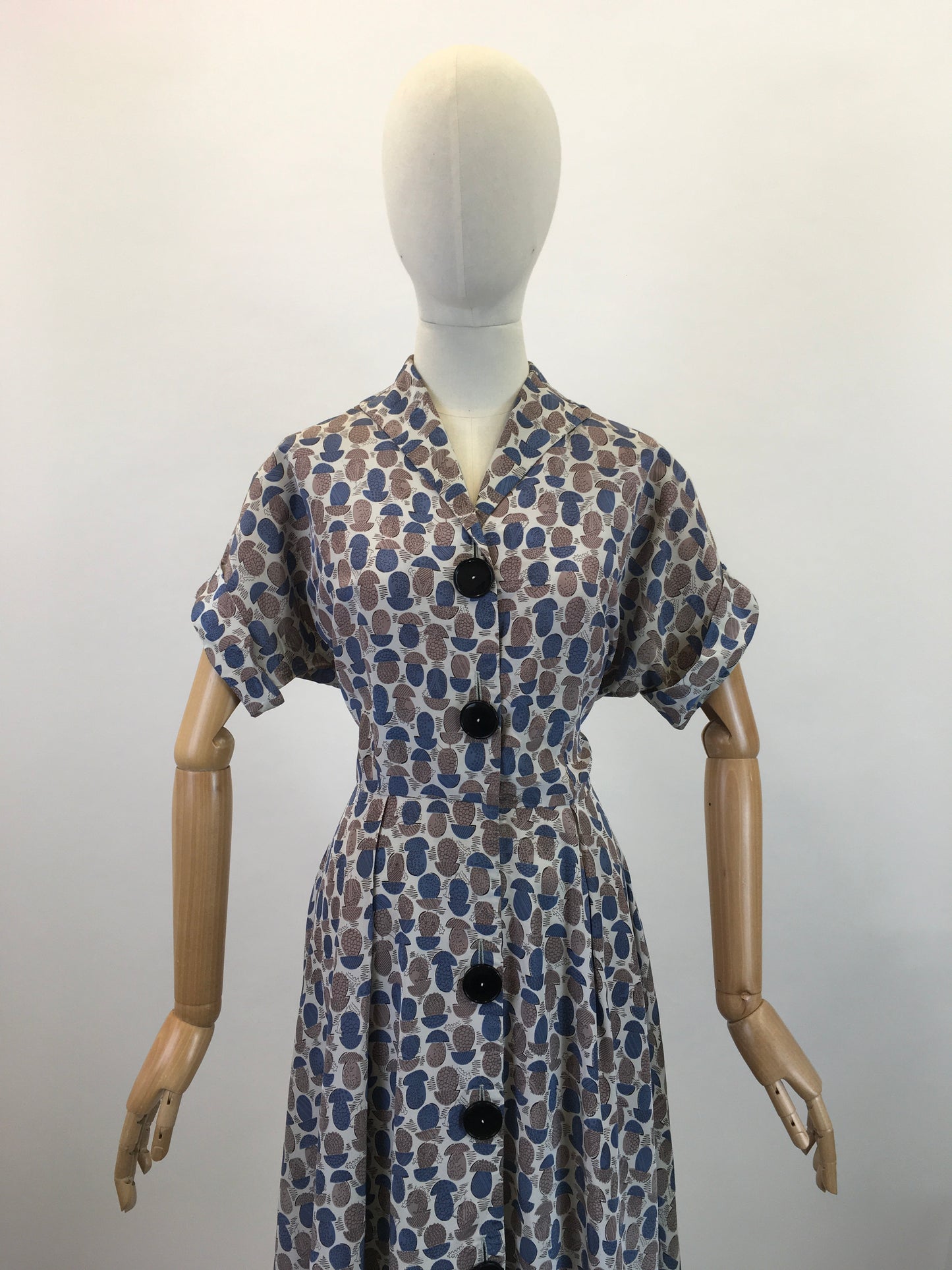 Original 1940's Stunning Novelty Print Crepe De Chine Dress - With Trees & Deer in Fawn & Airforce Blue