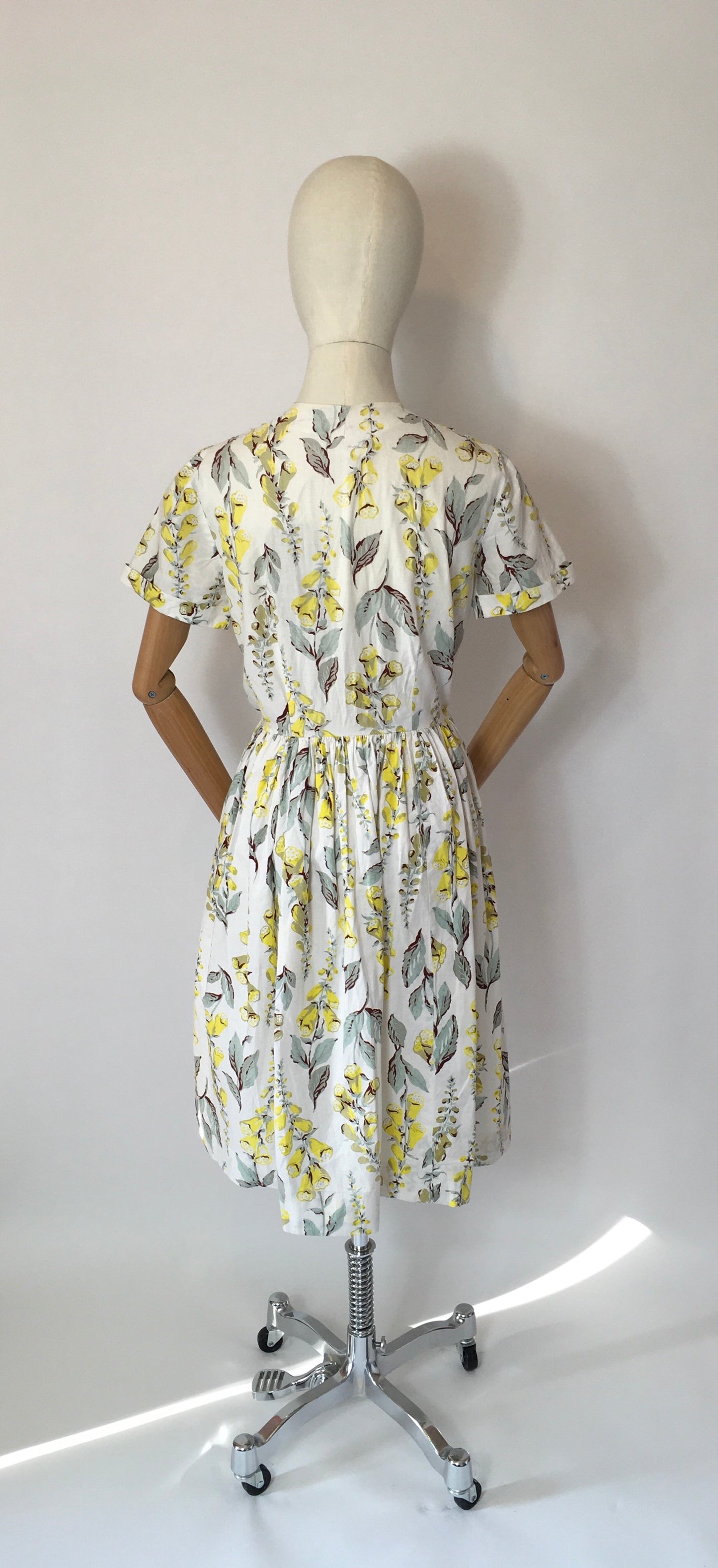 Original 1950s Floral Day Dress - In the Most Beautiful Colour Palette of Buttery Yellows and Mint Greens