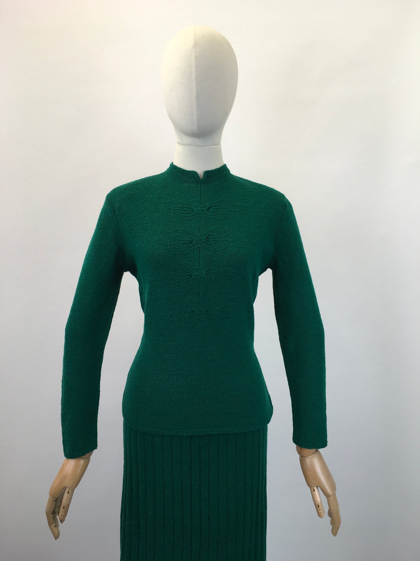 Original 1940's Stunning 2pc Knitwear Set by ' Botany Bond' - In A Rich Emerald Green