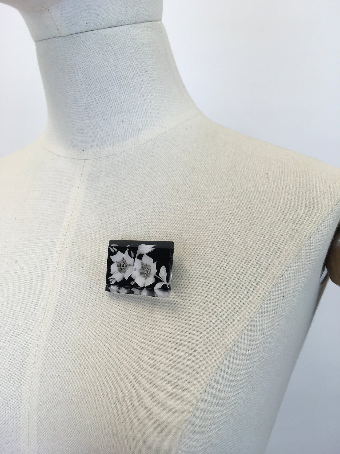 Original 1950's Darling Reverse Carved Lucite Brooch - In Black and White