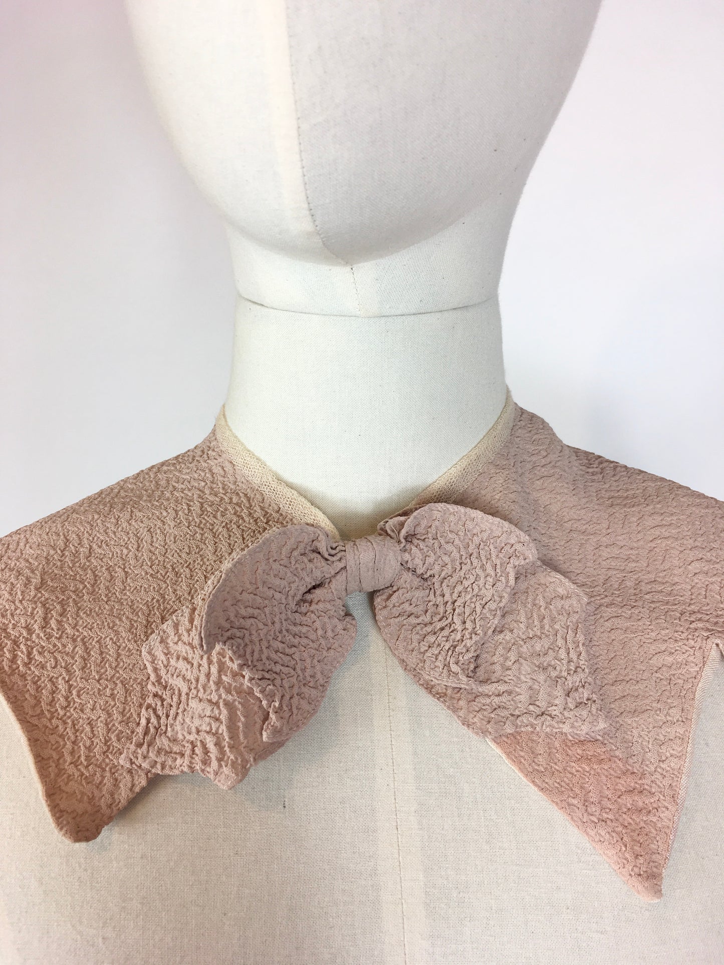 Original 1930’s / 1940’s Collar with Bow Detailing - In A Powder Pink Crepe