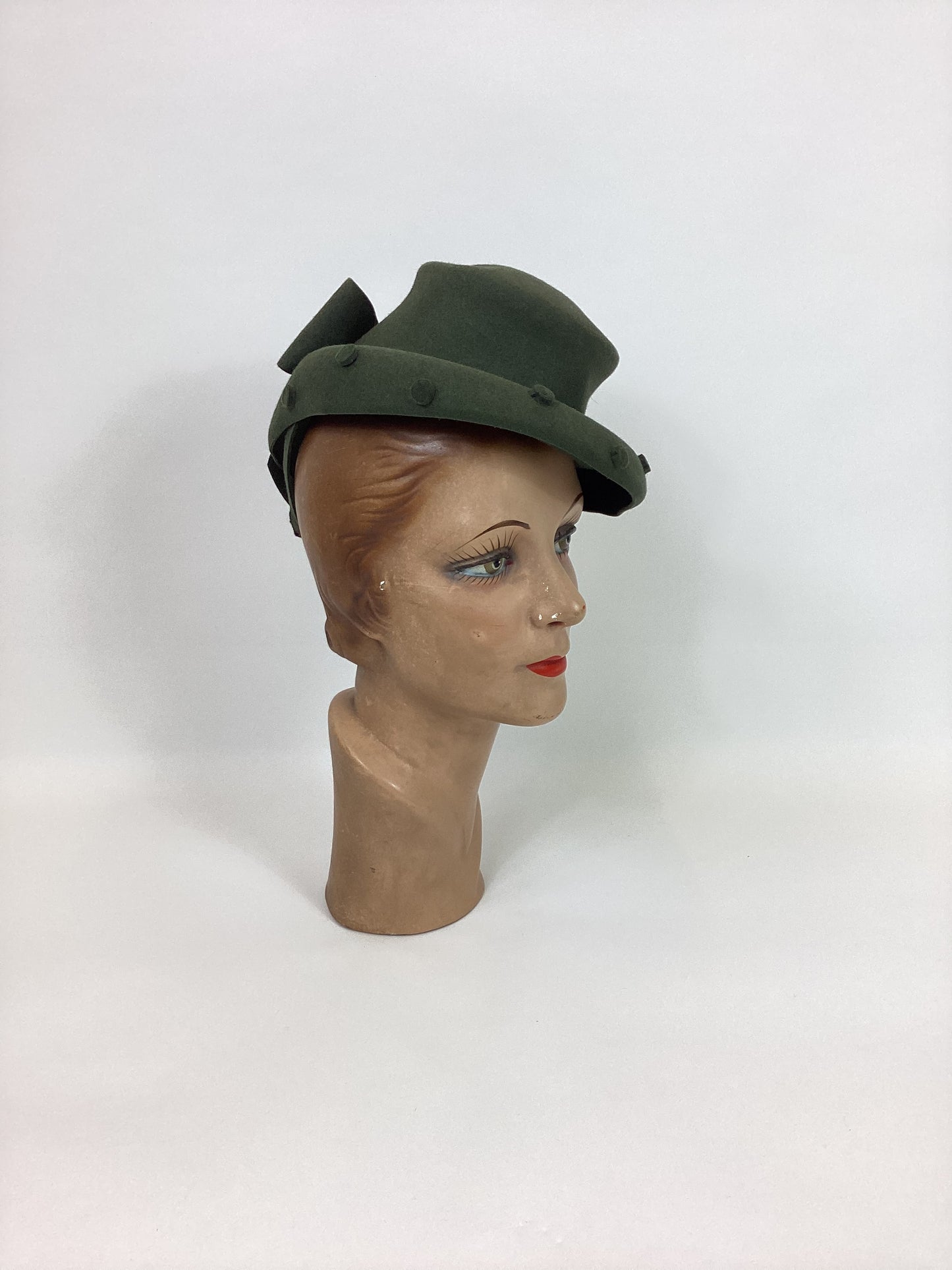 Original 1940’s Sensational Topper Hat - In A Deep Olive Green