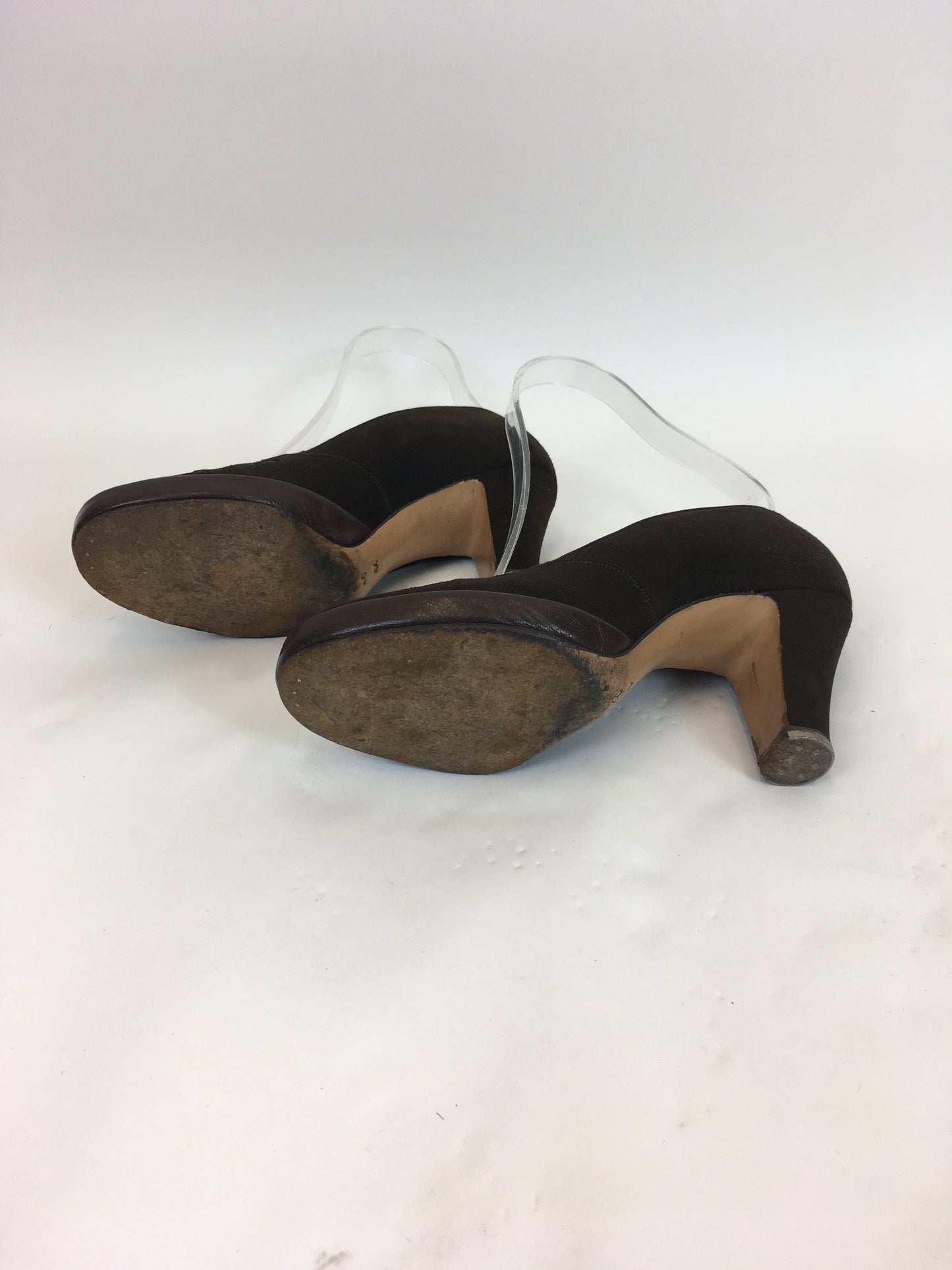 Original 1940's Stunning CC41 Norvic Heels With Original Box - In Chocolate Brown Suede