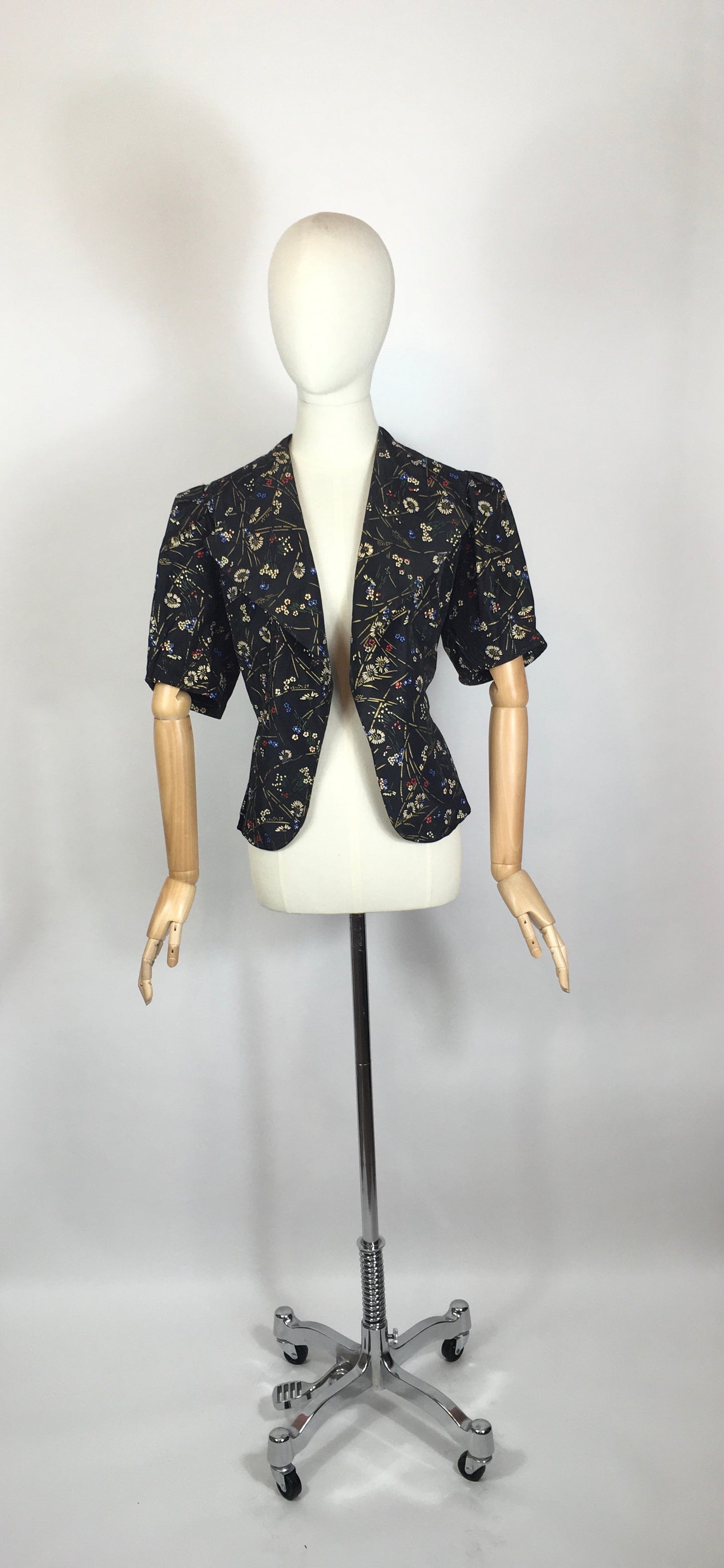 Original 1930’s Exquisite Handpainted Floral Jacket - British Made by ‘ Bermella’ Label