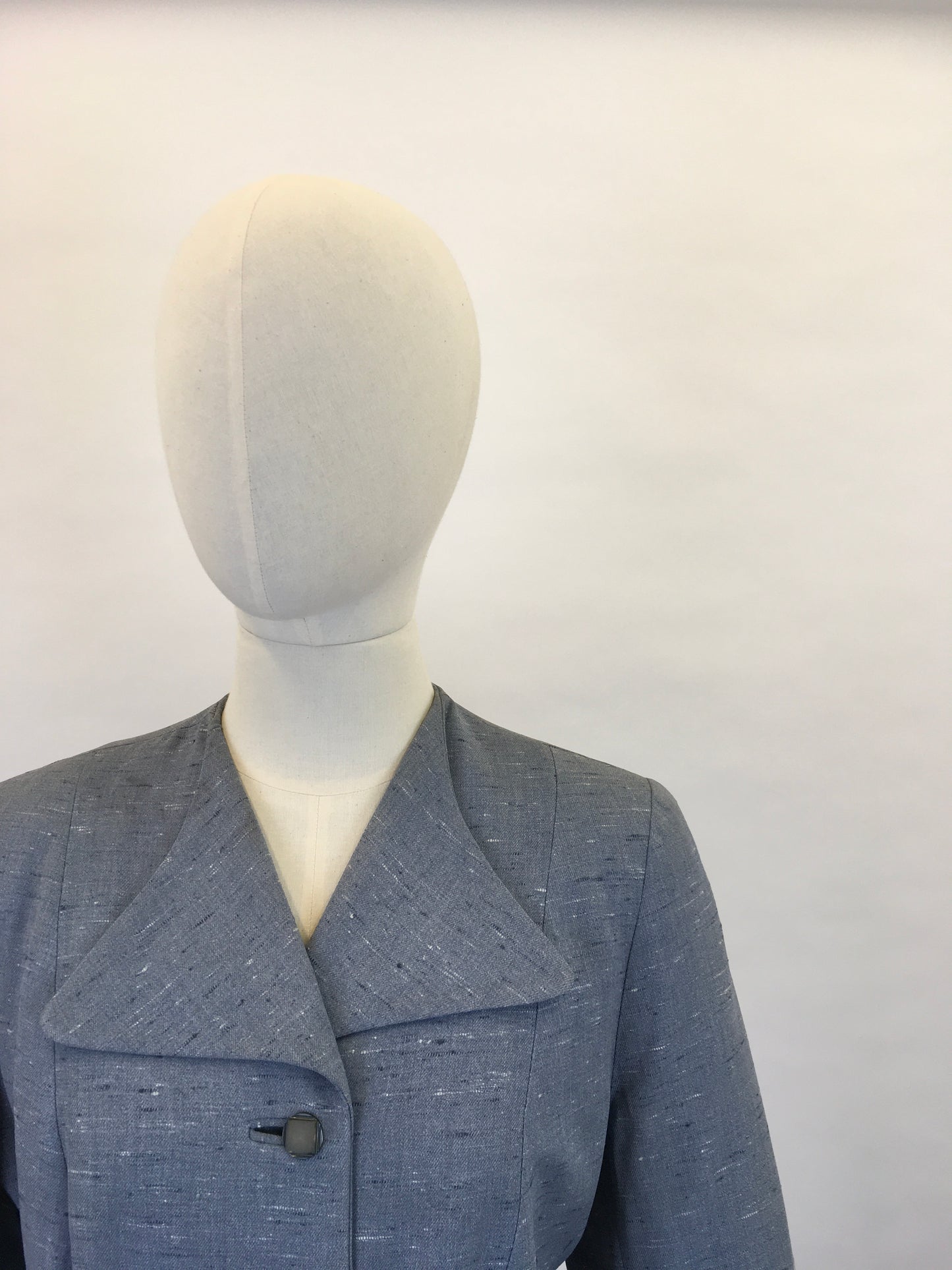 Original 1950s Atomic Fleck 2pc Suit - In a Lovely Powdered Blue