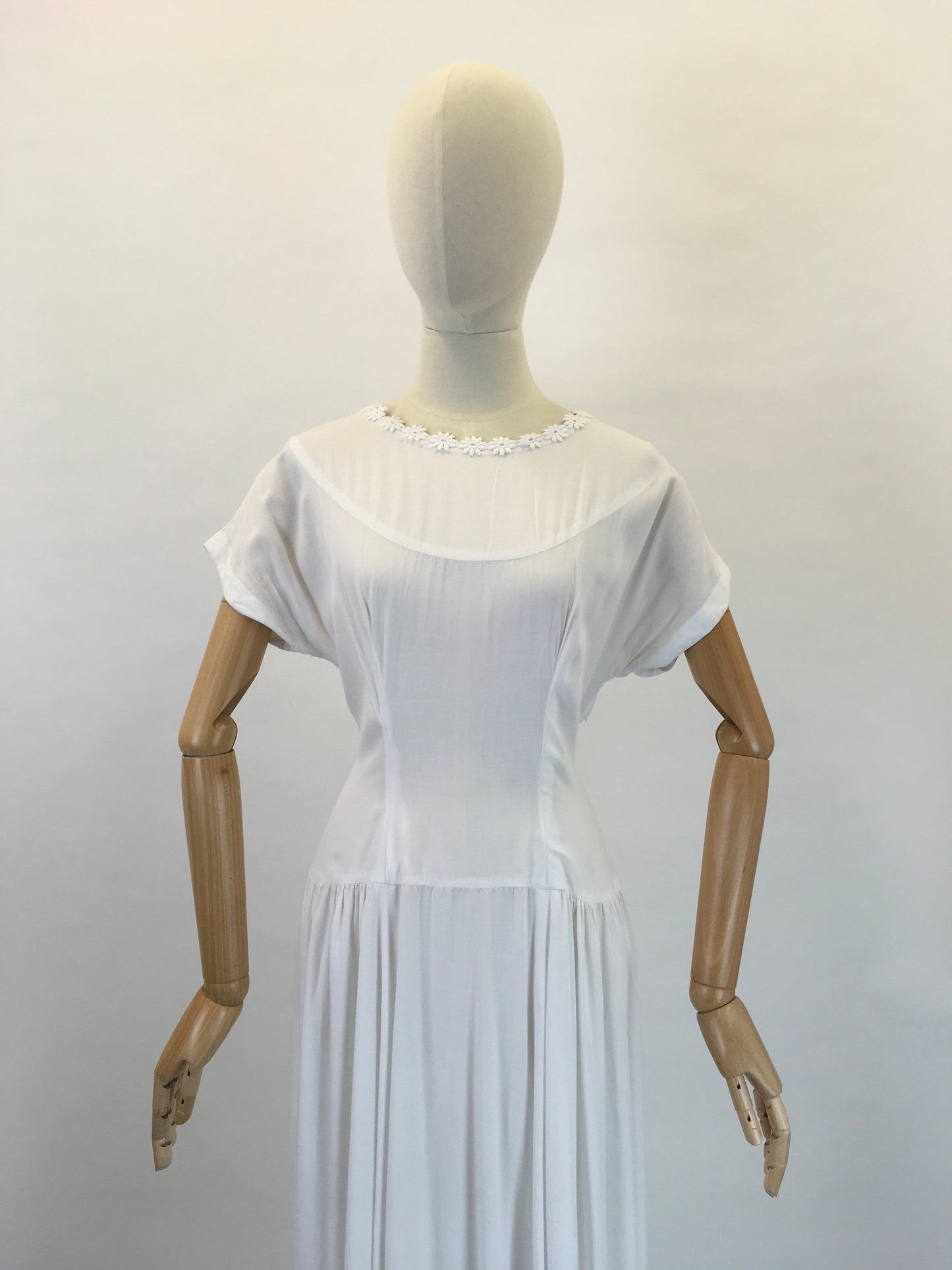 Original 1950s Darling White Day Dress - With a Beautifully Simple Broderie Anglaise Trim