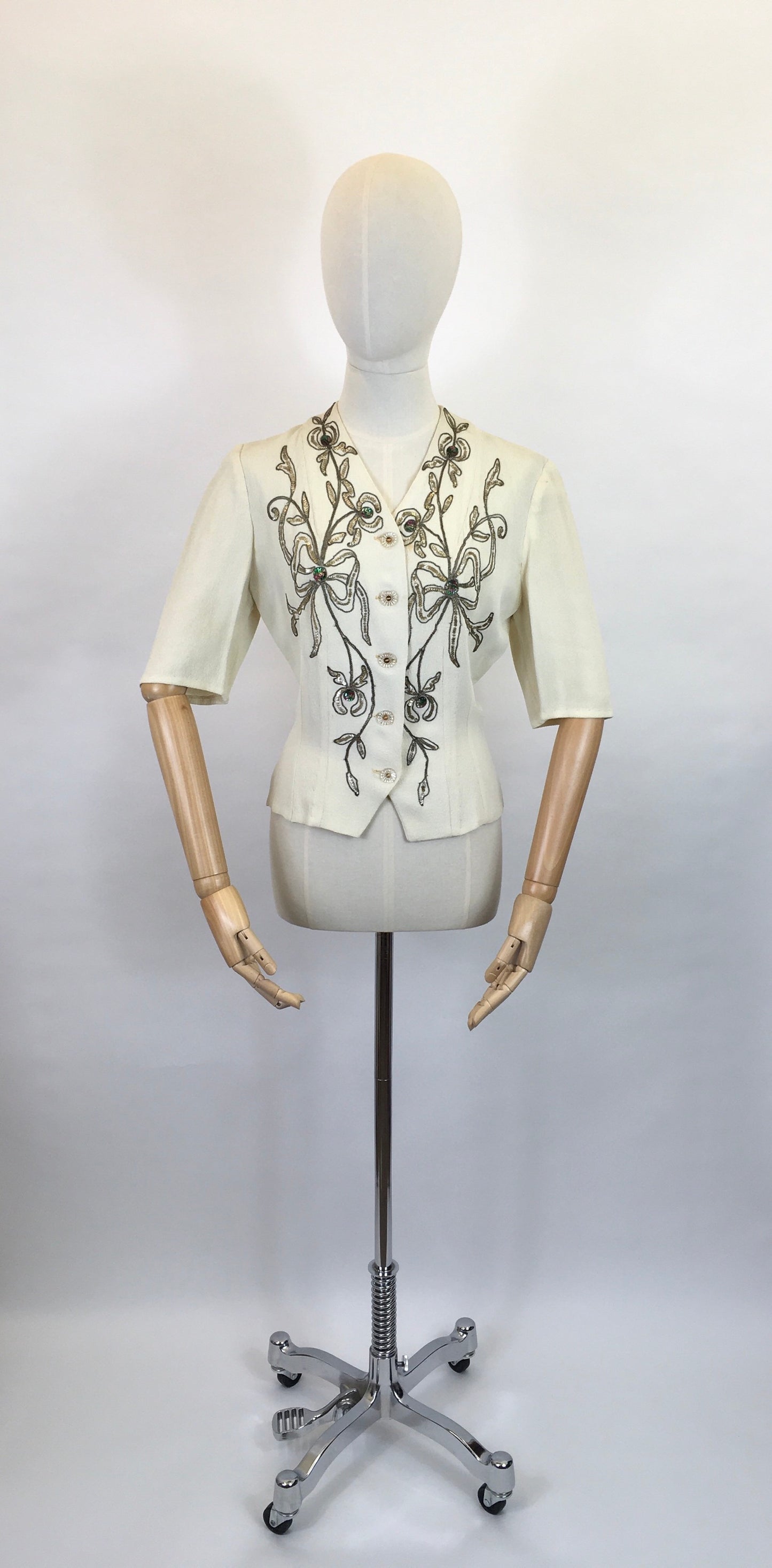 Original 1940s STUNNING Ivory Crepe Blouse - With Beaded And Sequinned Embellishment