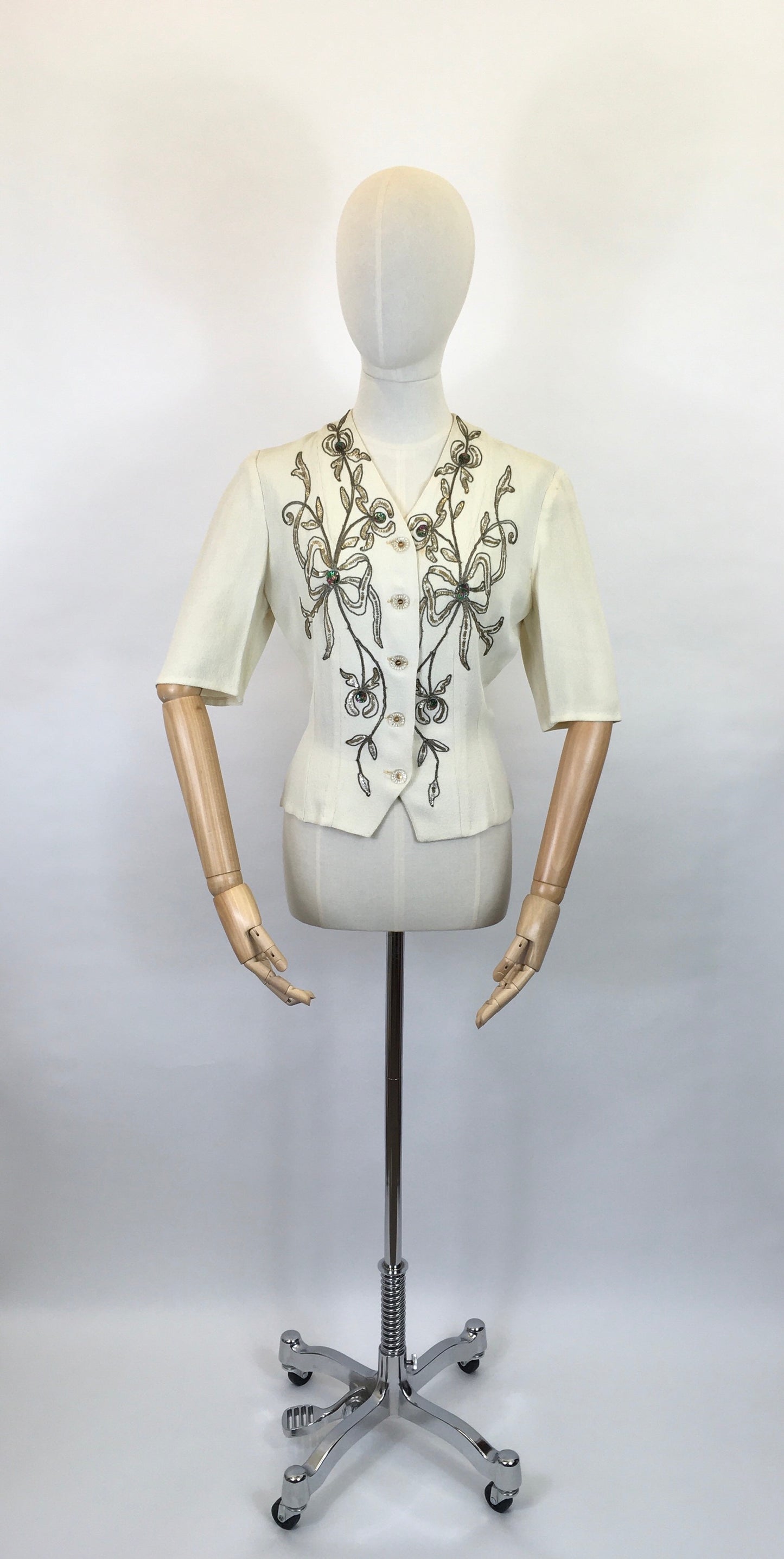 Original 1940s STUNNING Ivory Crepe Blouse - With Beaded And Sequinned Embellishment