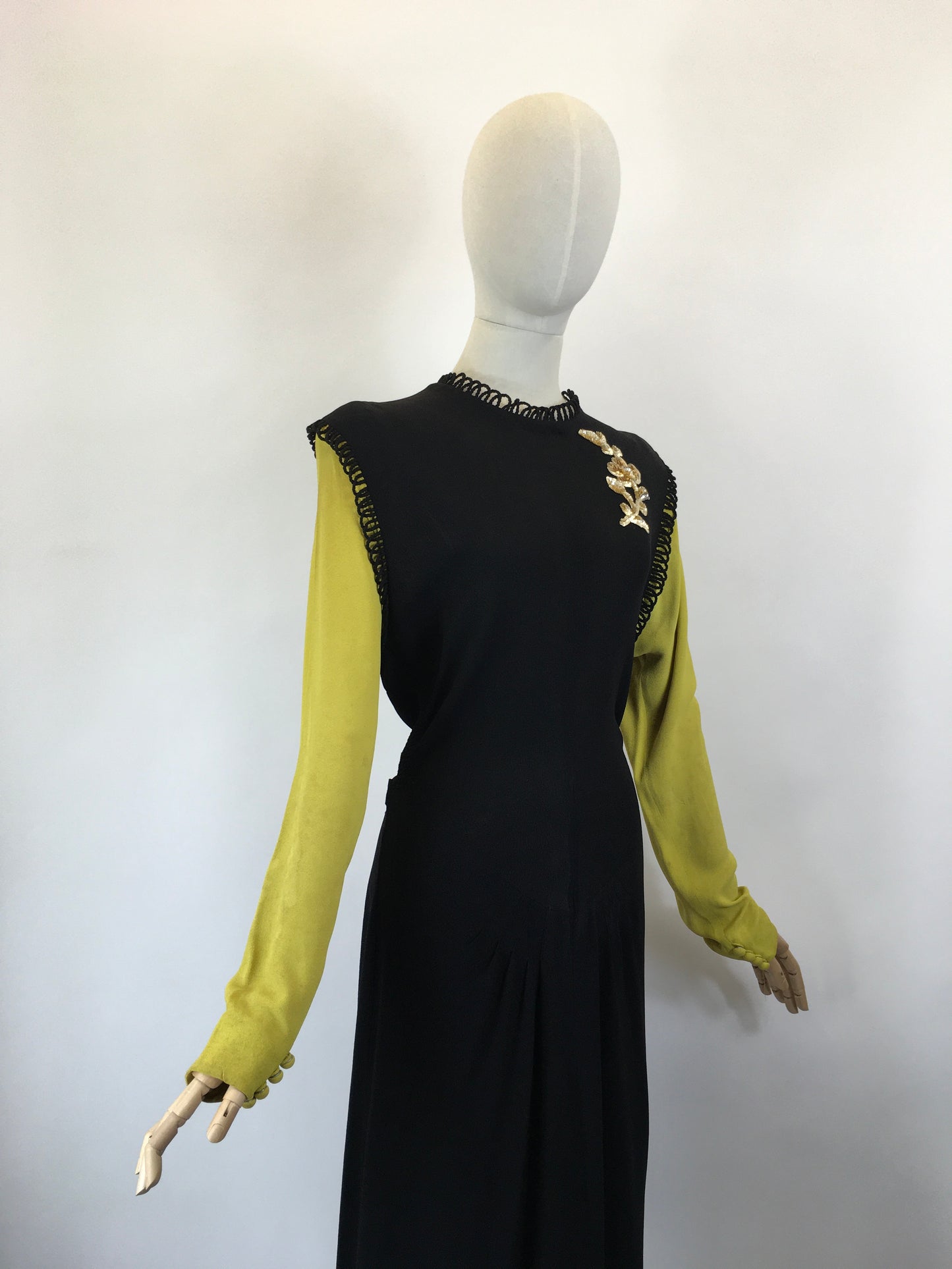 Original 1940’s Sensational Colour Block Rayon Crepe Dress - In Black & Chartreuse With Sequin Embellishment