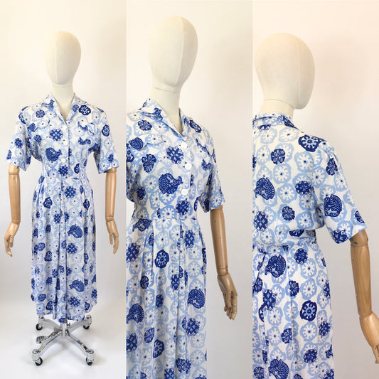 Original 1940's Stunning Day Dress - In A Beautiful Moygashol Linen in Navy and Powder Blue