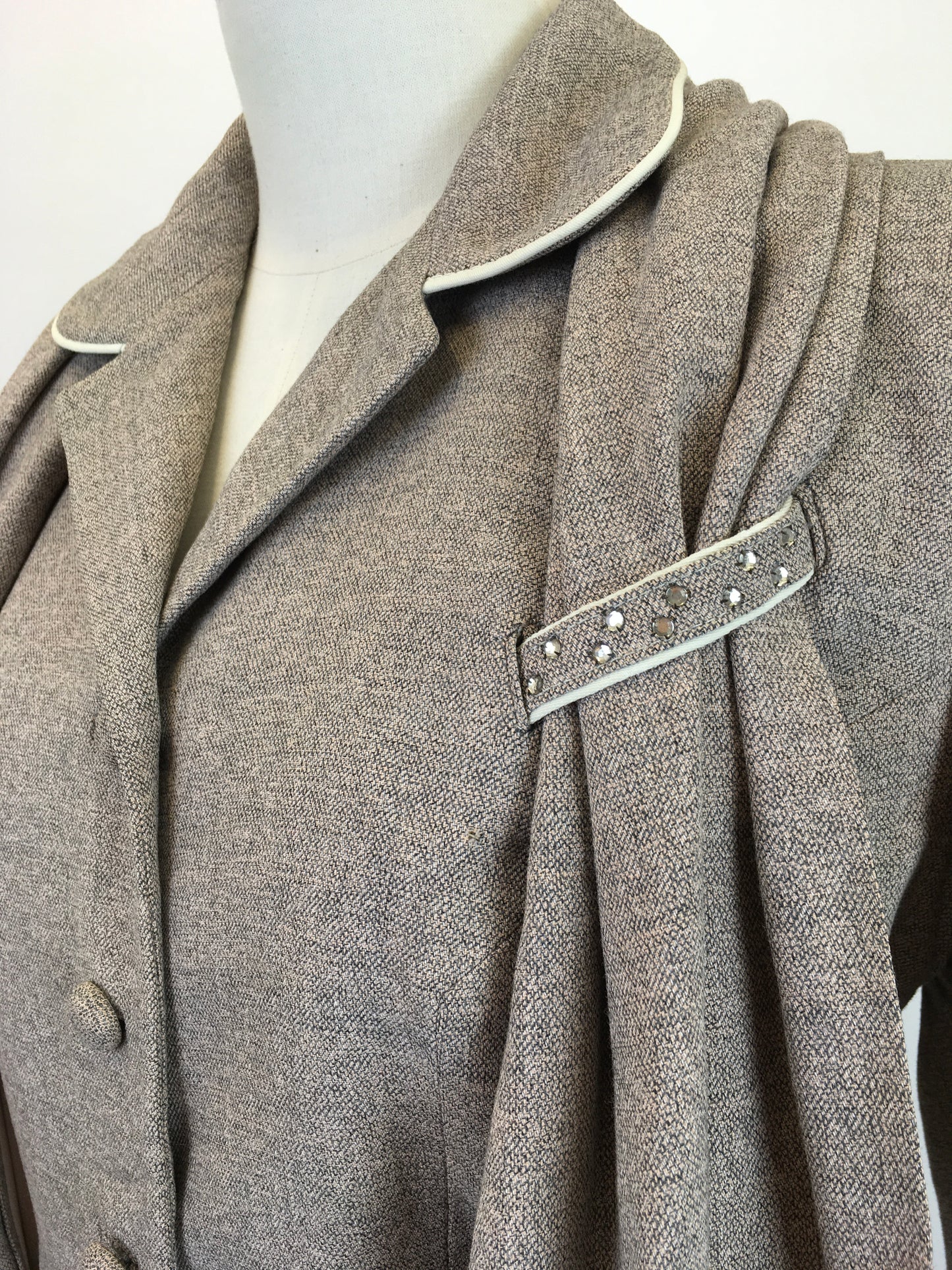 Original 1940's STUNNING 3pc Suit - In Soft Fawn with A Draped Tasselled Scarf