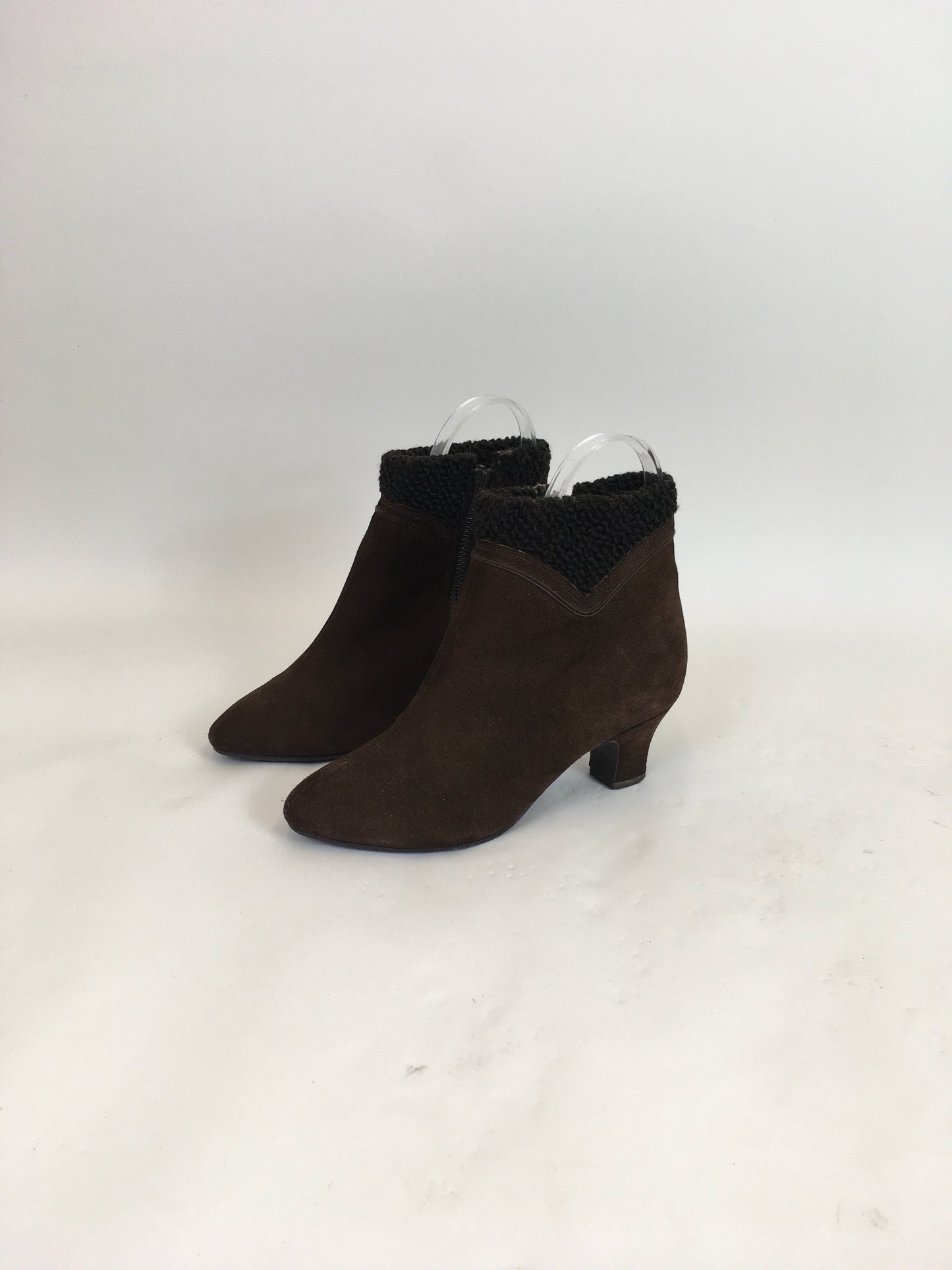 Original 1940's Fabulous ' Norvic' Heeled Boots - In Brown Suede With Fleece Lining