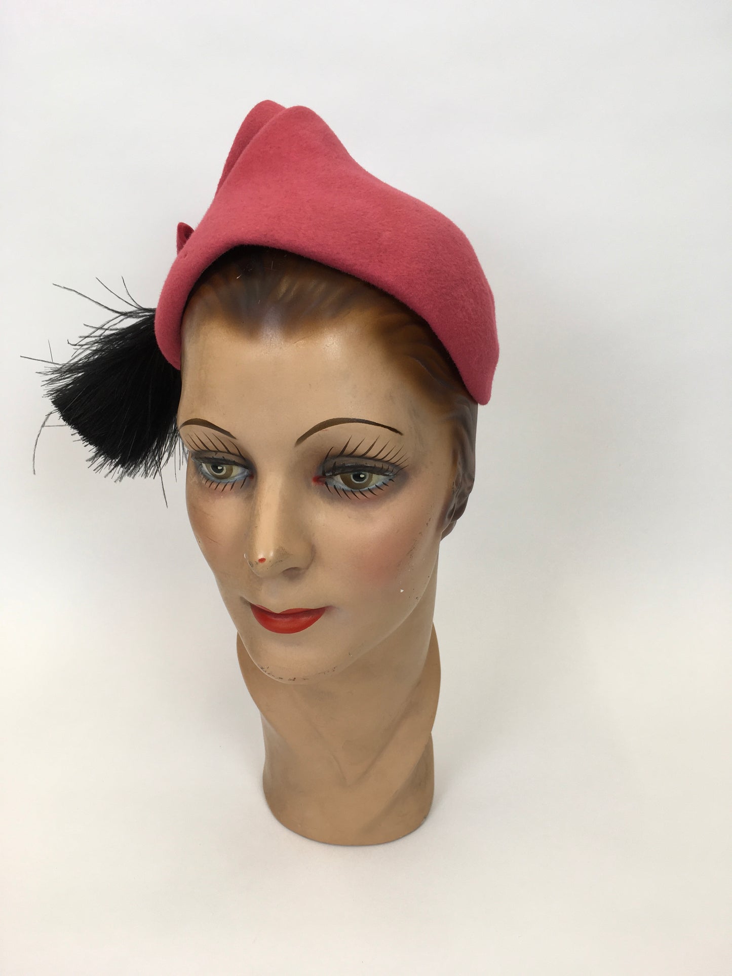 Original 1930’s AMAZING Raspberry Pink Pixie Hat - With a Fabulous Ostrich Feather Plume In Black