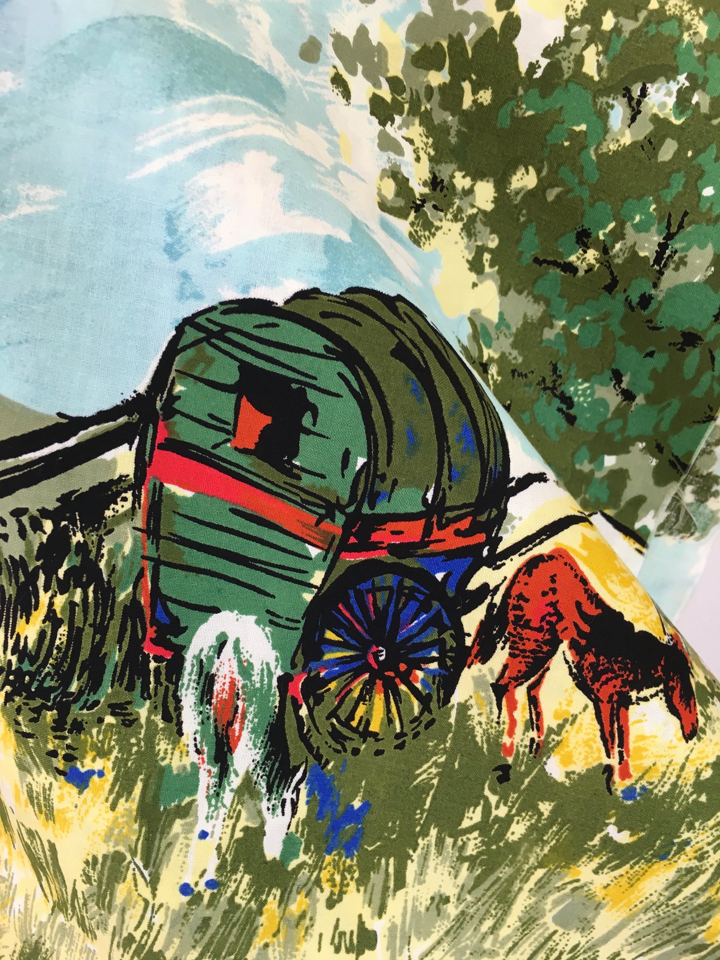 Original 1950s Novelty Cotton Fabric - Featuring Stagecoach’s, Horses, People and Landscape
