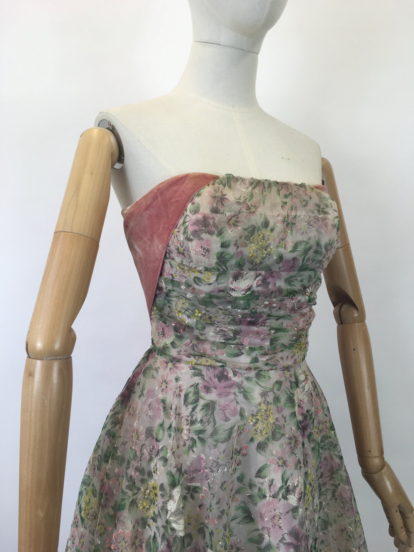 Original 1950's SENSATIONAL Floral Dress - By ' Sambo Fashions' with Boning and Velvet Trim