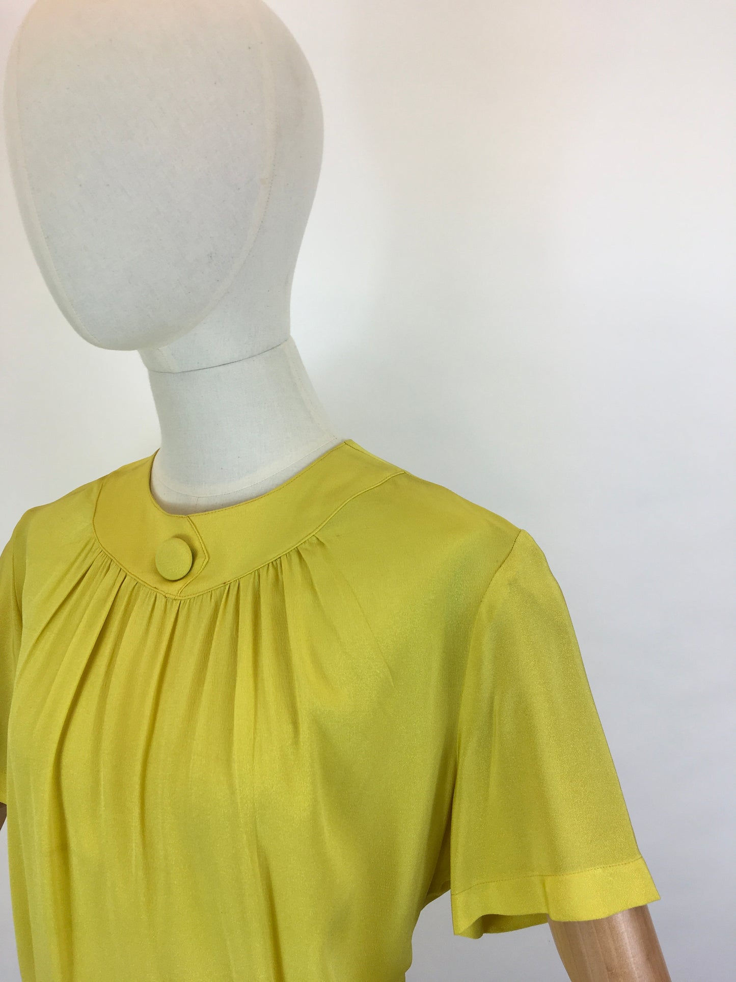 Original 1940’s Stunning Chartreuse Button Back Blouse - By ‘ Judy Ann ‘ American Label
