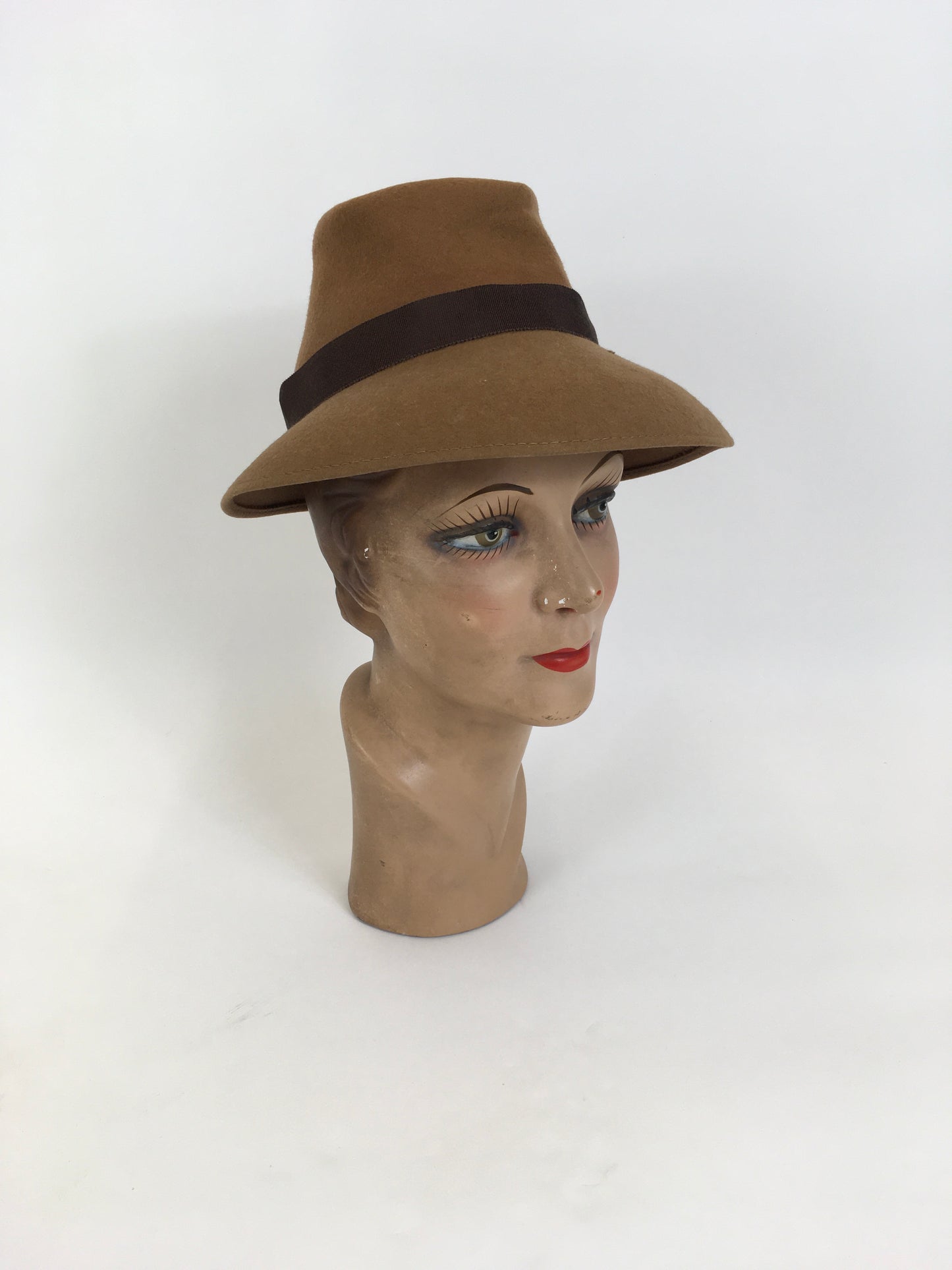 Original 1940's Beautiful Light Fawn Hat - Stamped ' Henry Pollack'