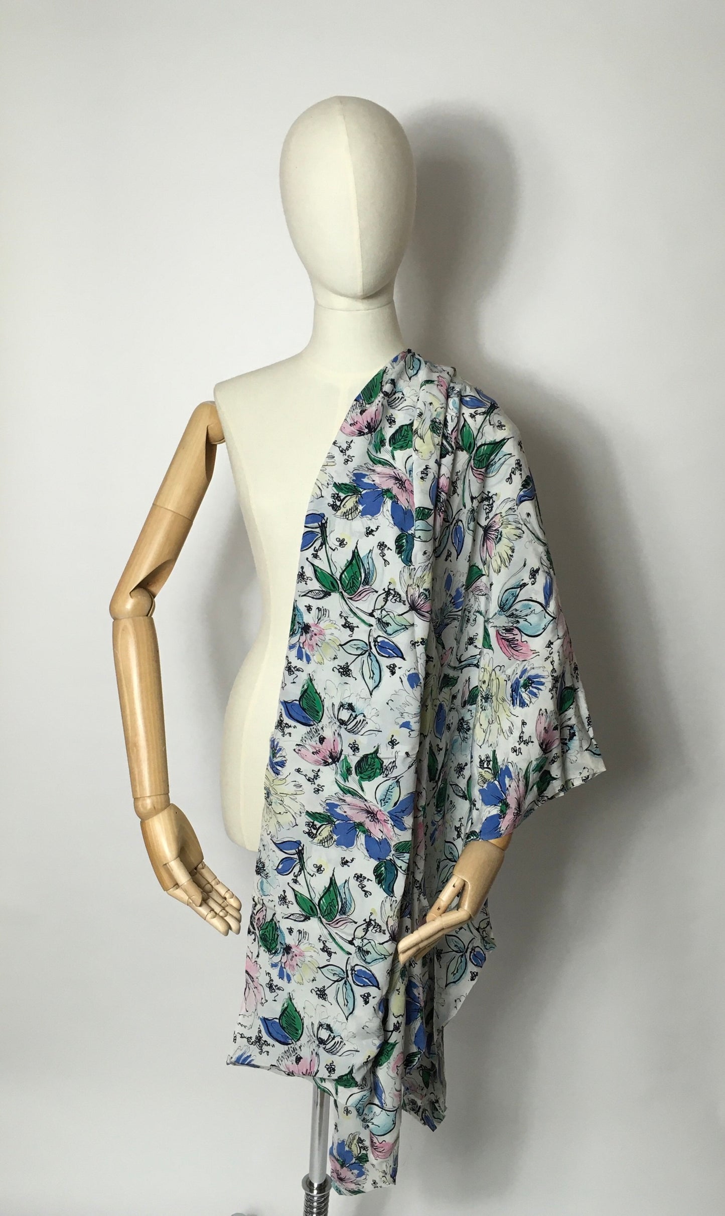 Original 1940’s Semi Sheer Floral Rayon - In a Beautiful Summer Colour Pallet - 3.5m