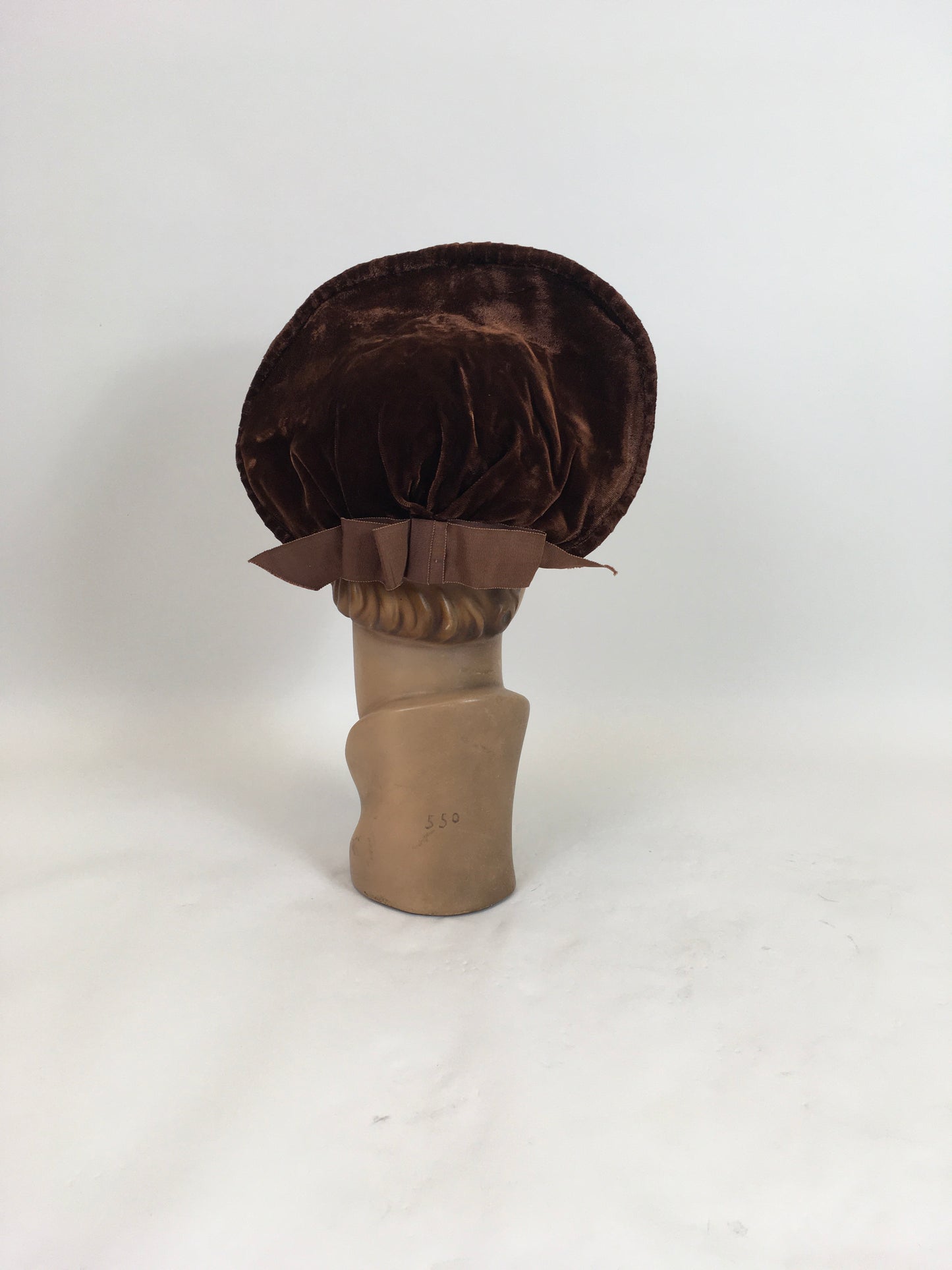 Original 1940's SENSATIONAL Halo Hat - In A Divine Chocolate Brown Silk Velvet With Grosgrain Bow