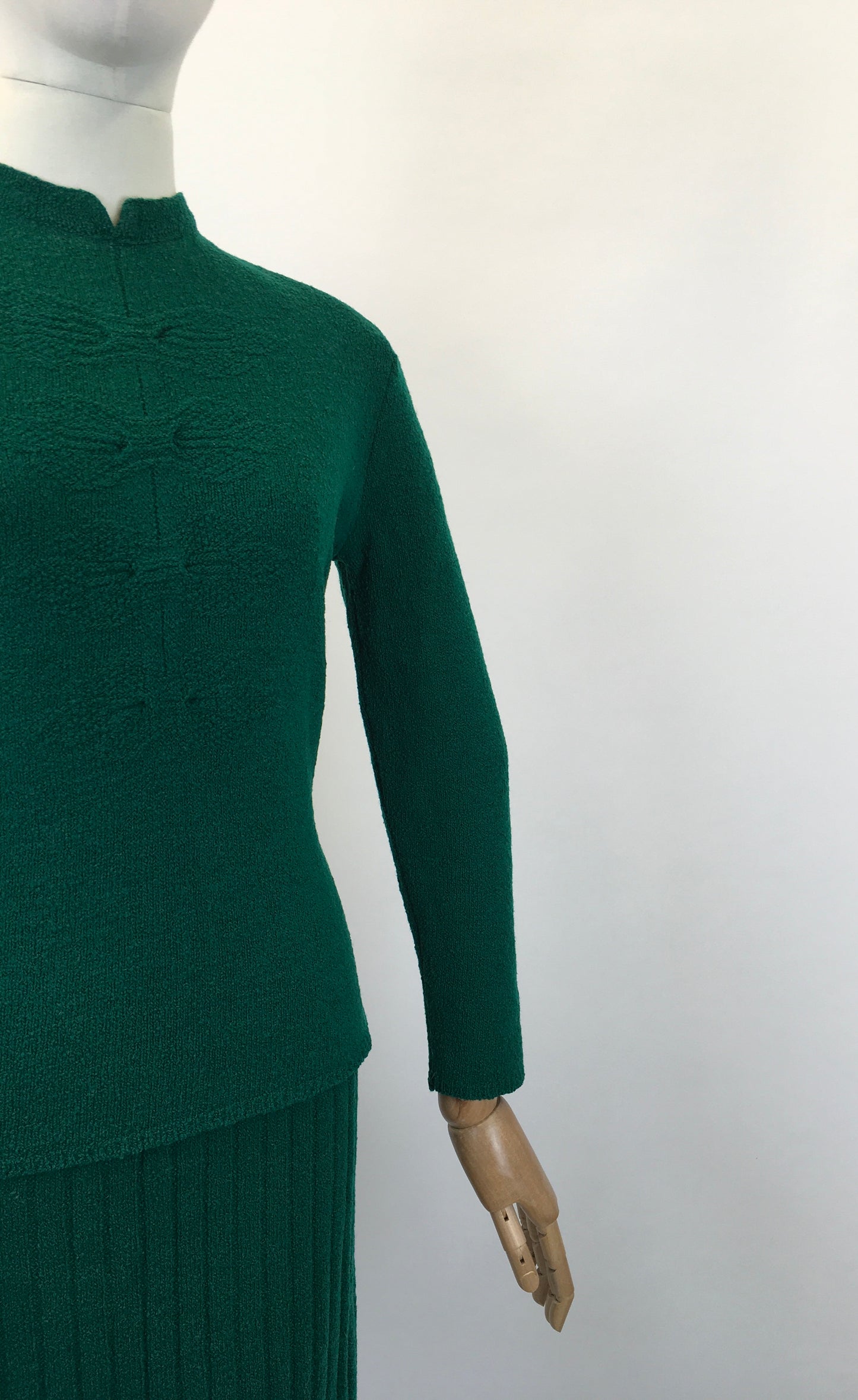 Original 1940's Stunning 2pc Knitwear Set by ' Botany Bond' - In A Rich Emerald Green