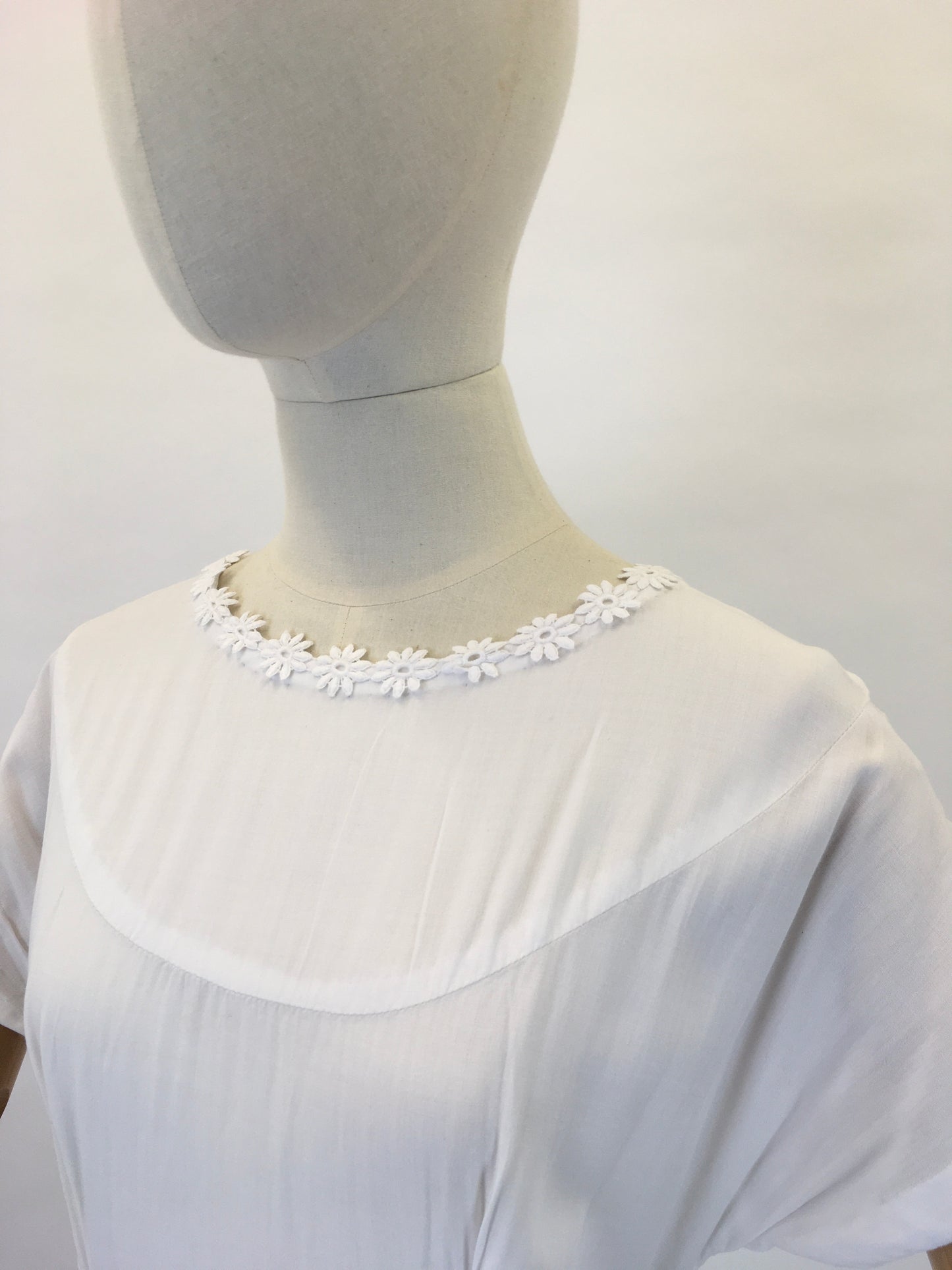 Original 1950s Darling White Day Dress - With a Beautifully Simple Broderie Anglaise Trim