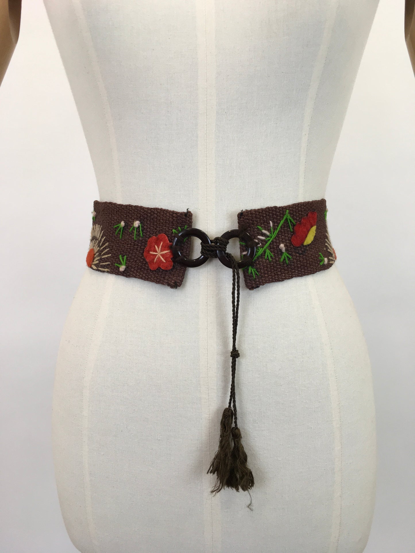 Original 1930's / 1940's Exquisite ' Make Do And Mend' Belt - With Felt Embroidery