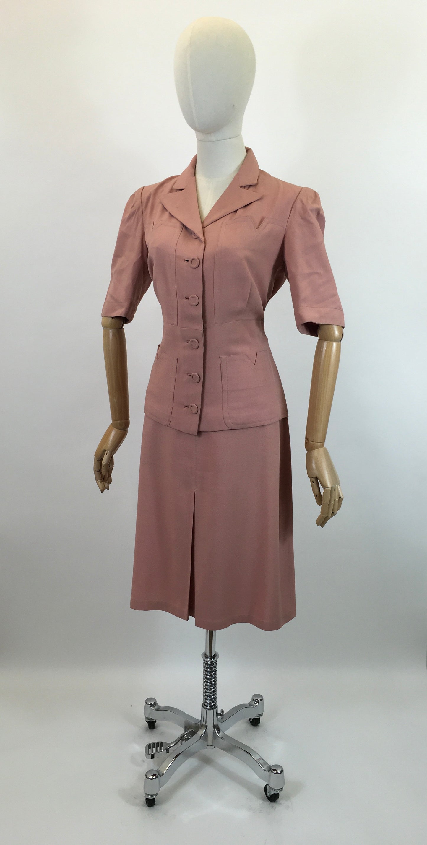 Original 1940's 2pc Linen Summer Suit - In A Powdered Pink