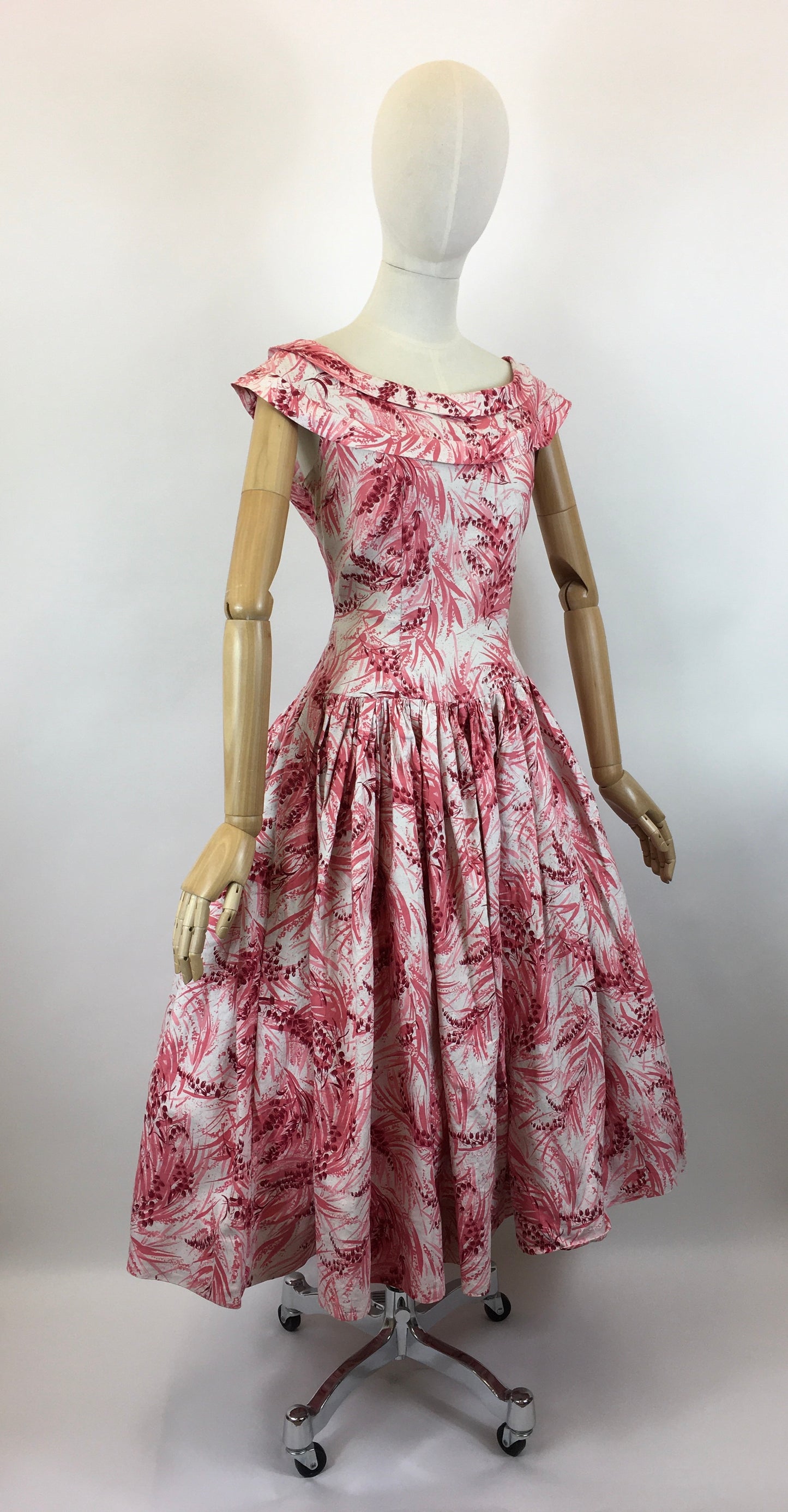 Original 1950’s Darling Cotton Day Dress - In Crisp White, Powder Pink & Deep Pink