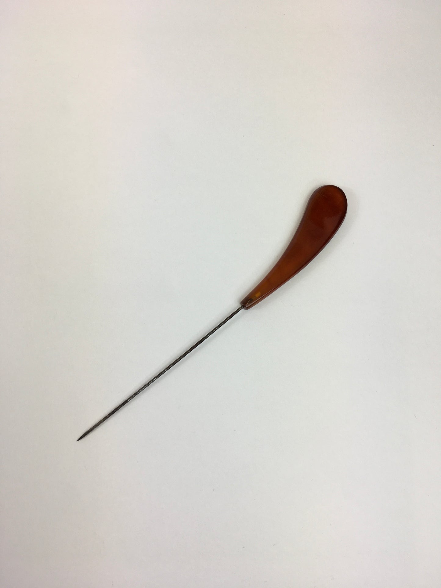 Original 1940’s Hat Pin - In A Lovely Warm Amber Colouring