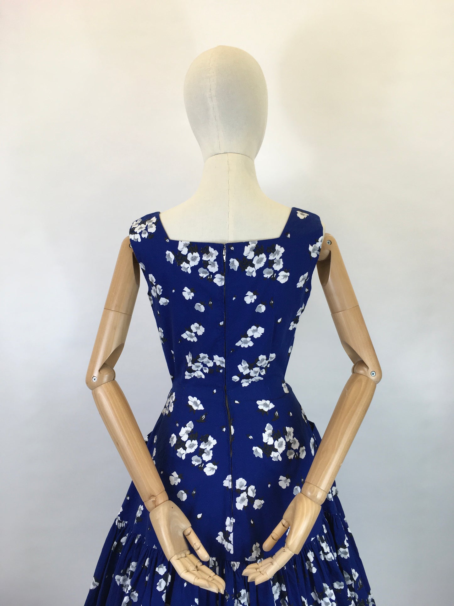 Original 1950’s STUNNING ‘ Horrockses Fashions ‘ Cotton Dress - In Rich Navy, Deep Charcoals and Soft Grey
