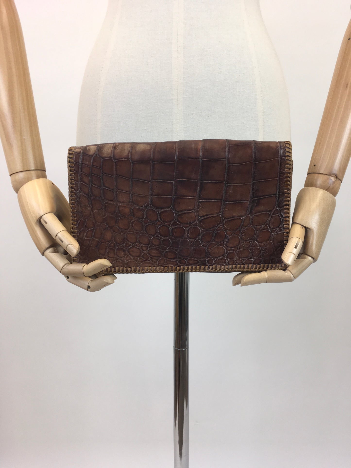Original 1930's Classic Leather Clutch Handbag - With Handy Internal Compartments