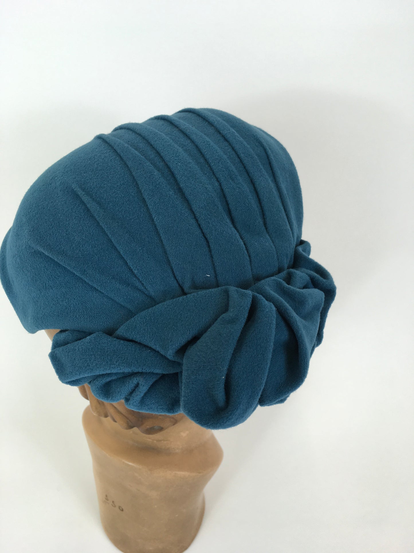 Original Late 1940’s early 1950’s Darling Structured Hat - In A Warm Teal