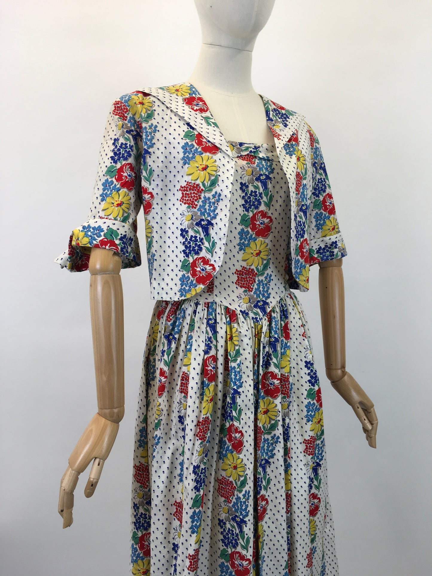 Original Stunning 1940's Sundress & Bolero - In A Bright Summer Floral Print Cotton