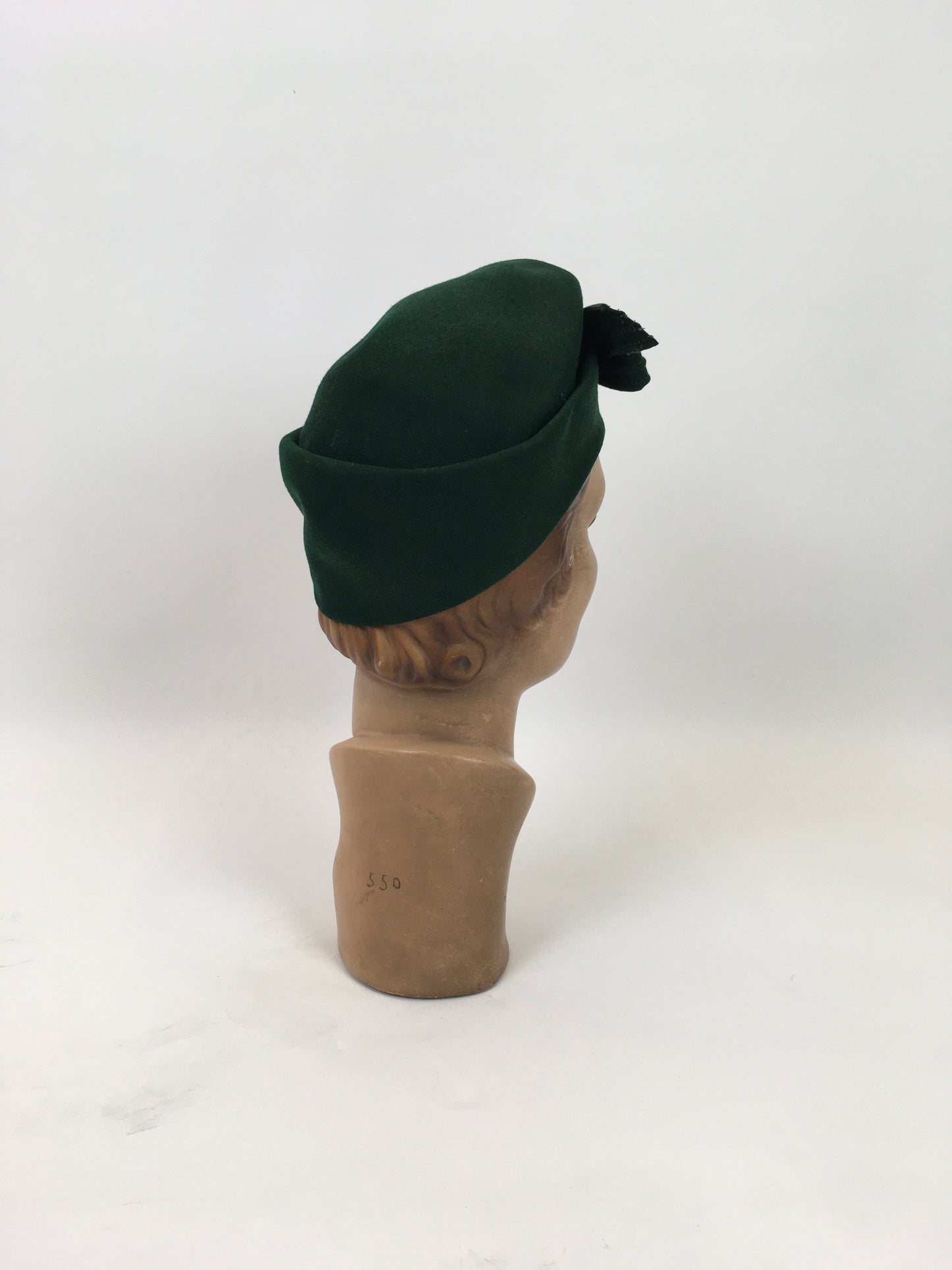 Original 1940's Stunning Hat - In A Bottle Green with Bow Accent