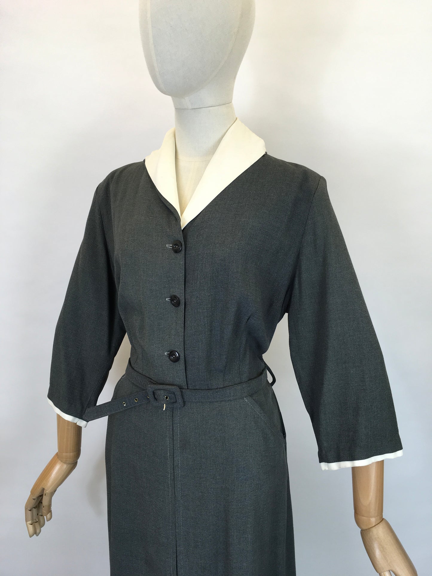 Original 1940’s Beautiful Fitted Grey Dress - With Contrast Detailing To The Collar & Cuffs