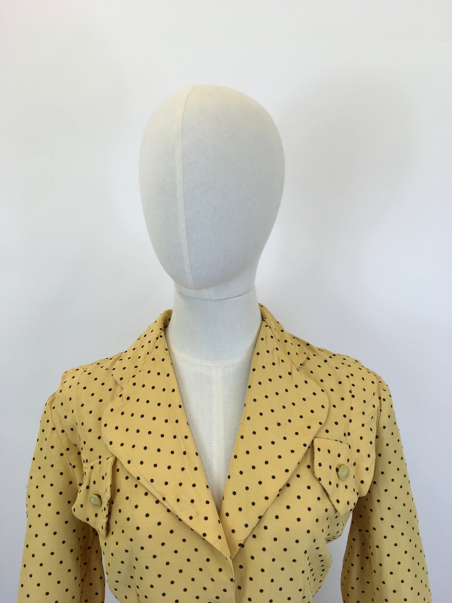 Original 1940's Sublime 2pc Summer Suit by ' New York Creations' - In A Primrose Yellow & Warm Brown Polka Dot