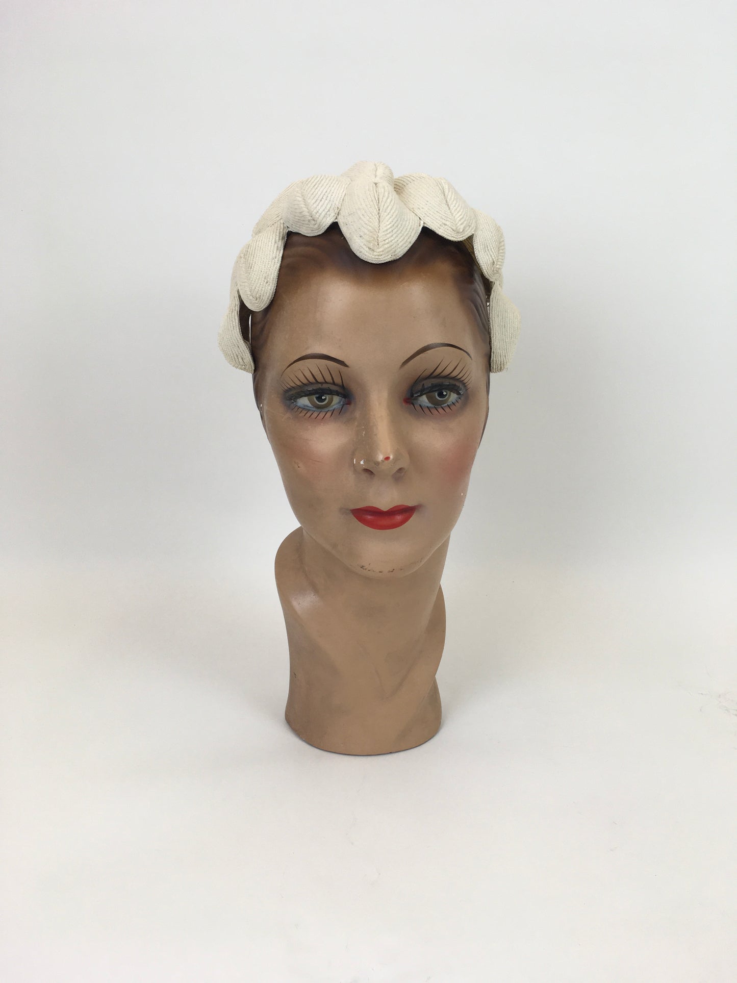 Original 1950’s Darling Structured Headpiece - In Soft Ivory