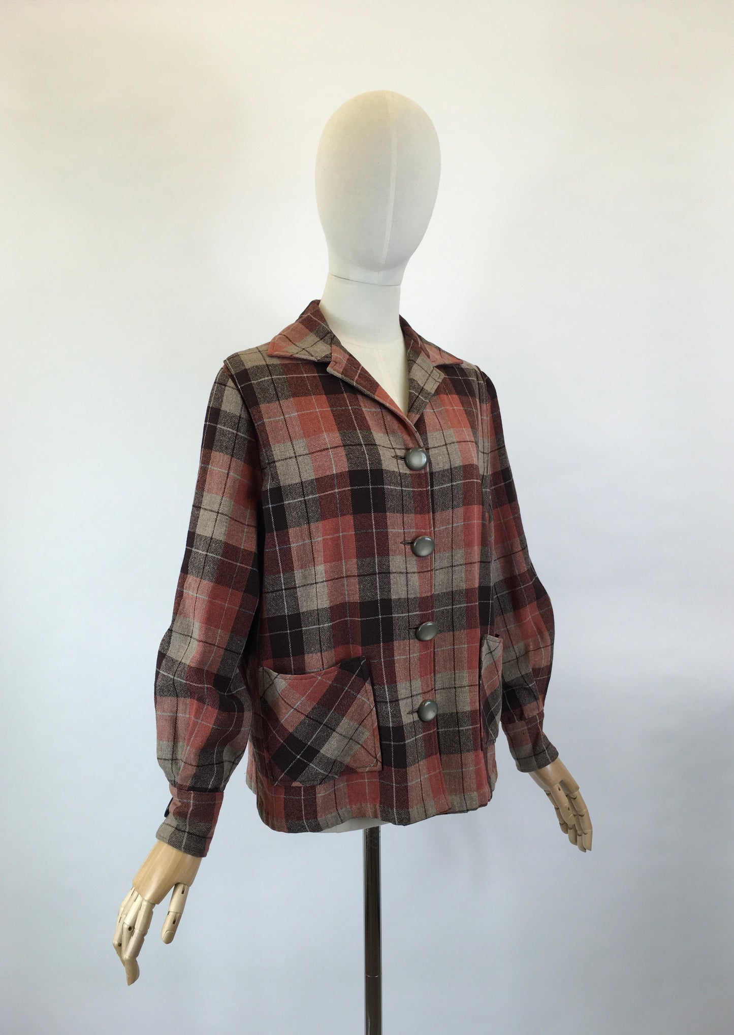 Original 1940’s Plaid Sportwear Jacket - In Autumnal Warm Hues of Spice, Brown and Pale Blue
