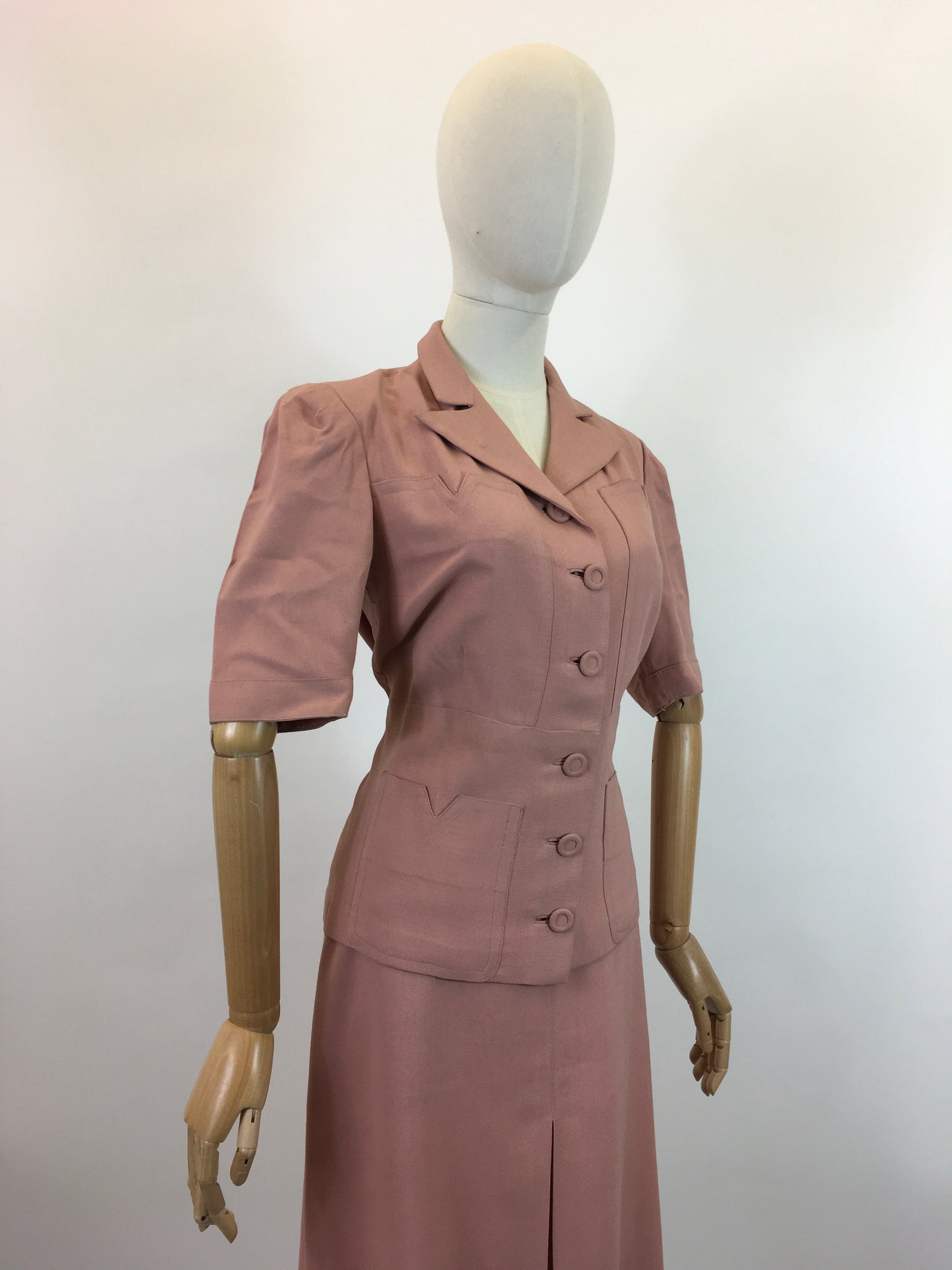 Original 1940's 2pc Linen Summer Suit - In A Powdered Pink