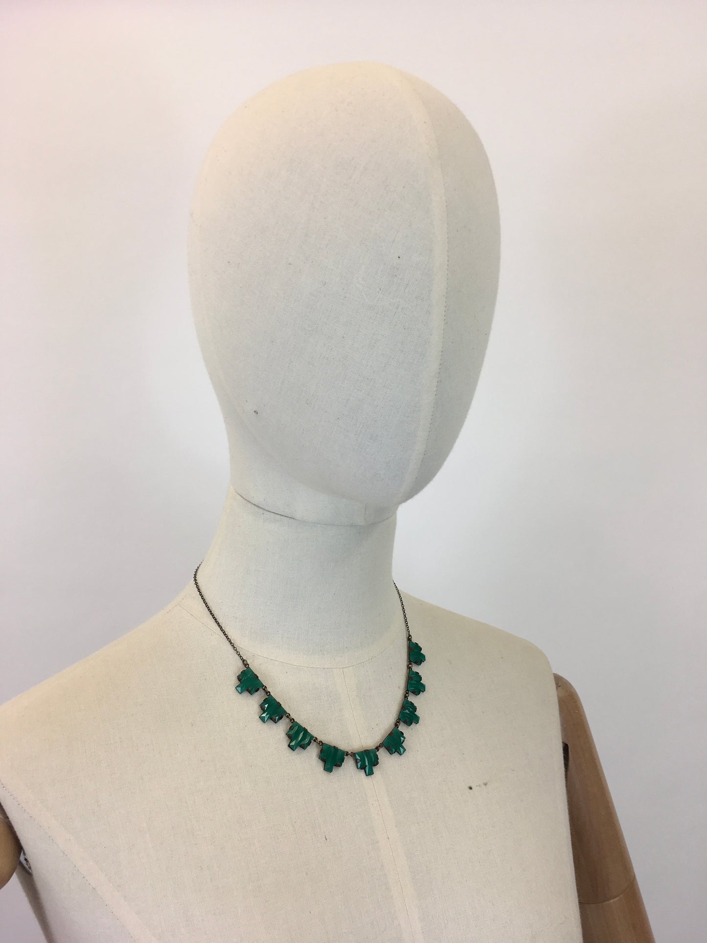 Original 1930’s Art Deco Shaped Necklace - With Jade Green Glass