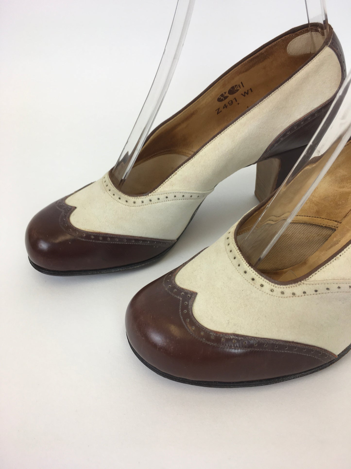 Original 1940s ‘ Start-rite’ CC41 Utility Spectre Shoes - In Iconic Colour-way Cream & Brown