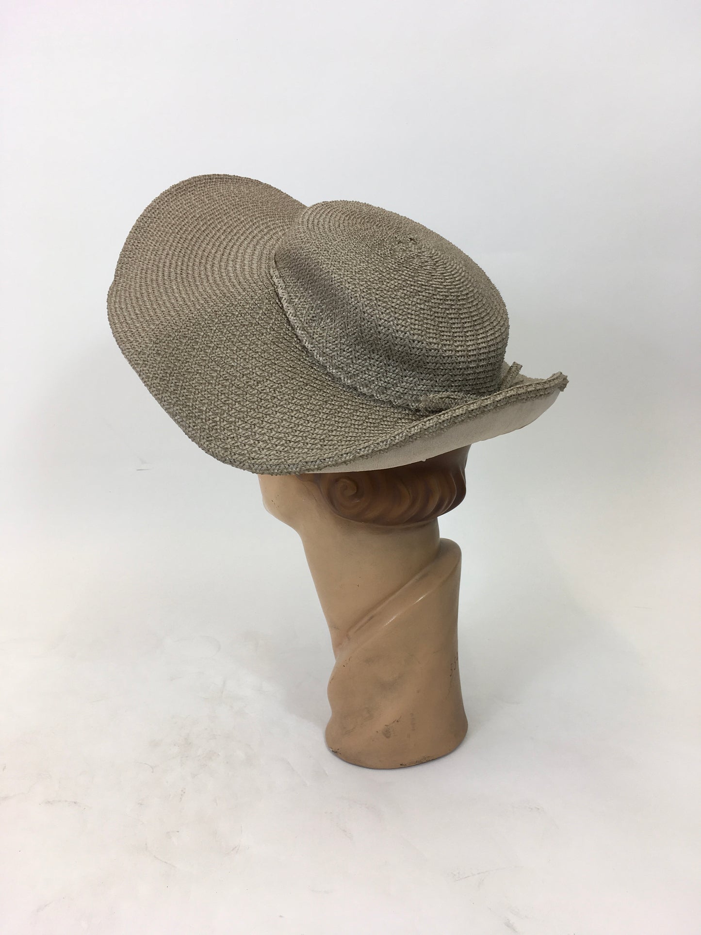Original 1940's Fabulous Woven Raffia Hat - In A Soft Mushroom With Back Bow Detailing
