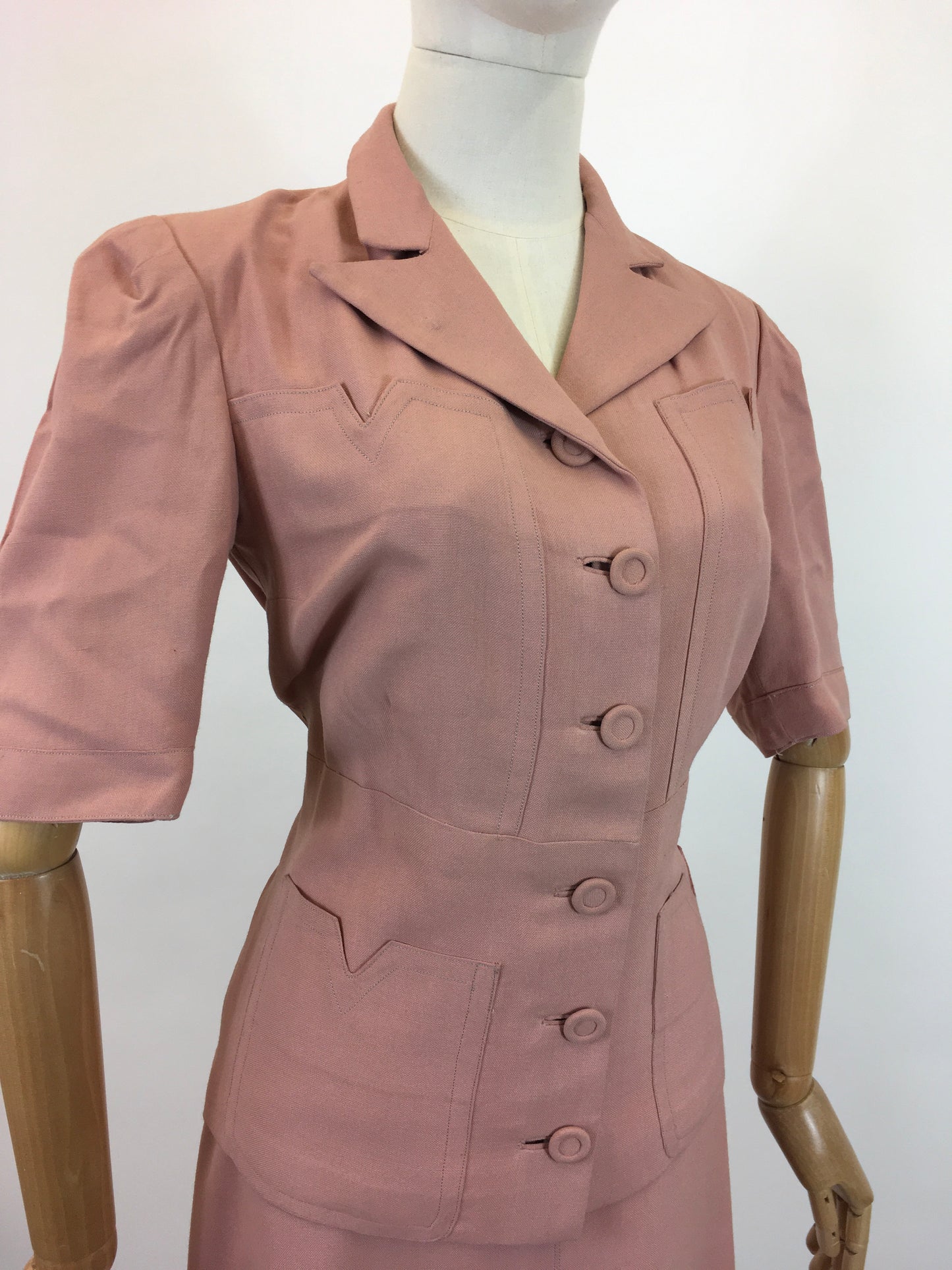 Original 1940's 2pc Linen Summer Suit - In A Powdered Pink