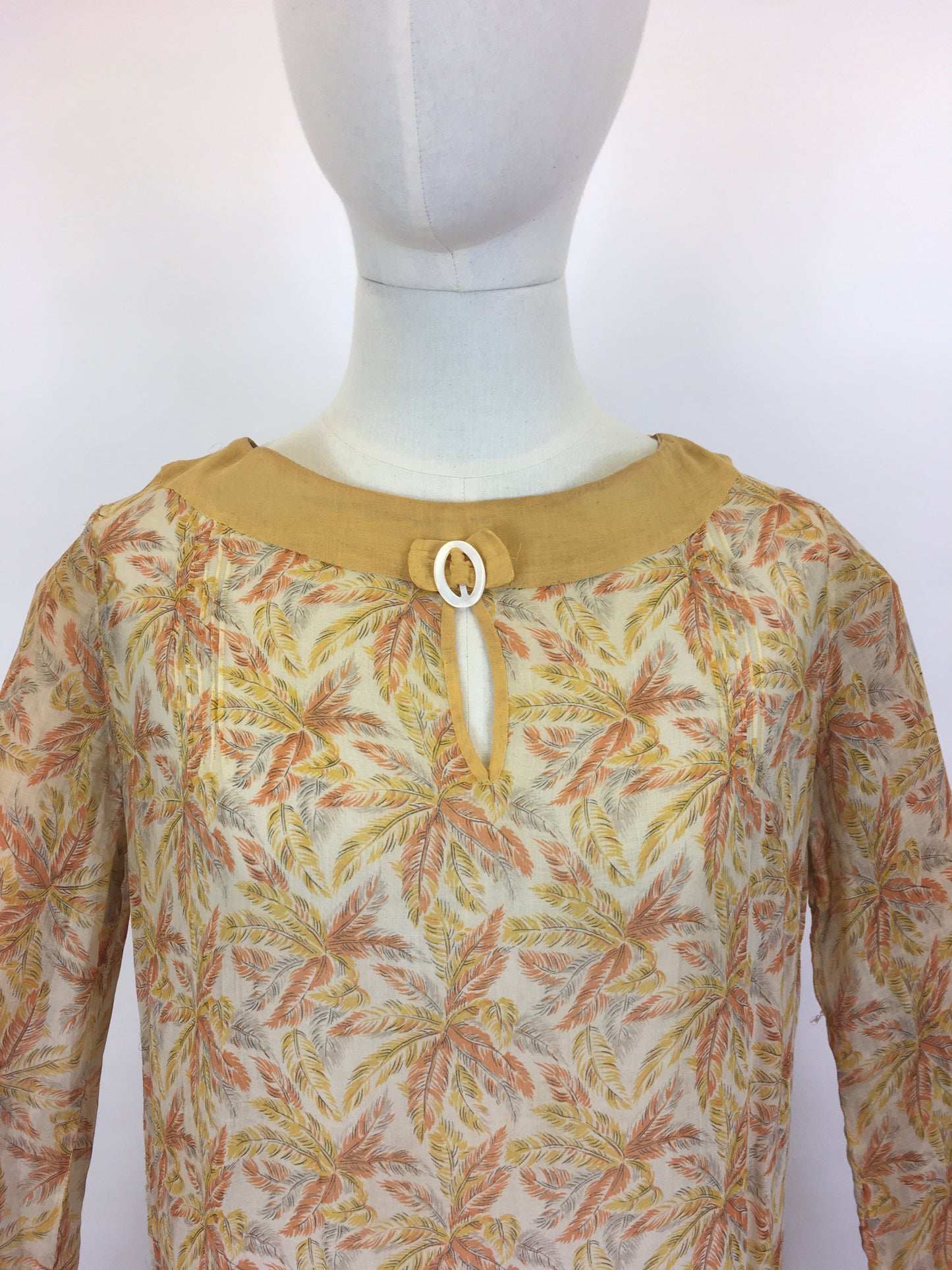 Original 1920’s FABULOUS Cotton Lawn Dress - Flora and Fauna in Buttery Yellows,Soft Oranges and Powdered Greys