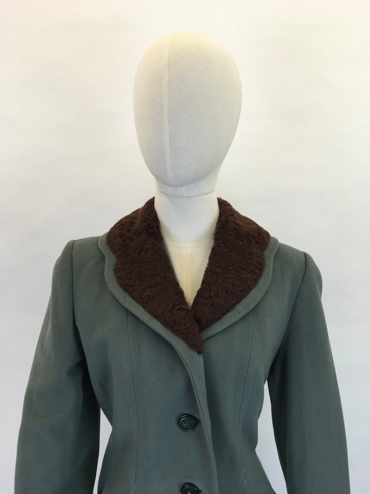 Original 1940s Duck Egg Wool Princess Coat with Fur Trim - Stunning 40’s Silhouette