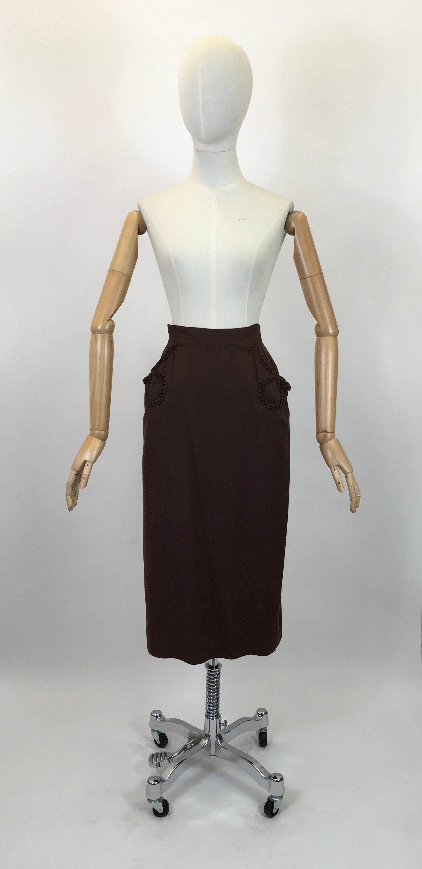 Original 1940's Fabulous Gabardine Skirt in Chocolate Brown - With Decorative Pocket Detailing