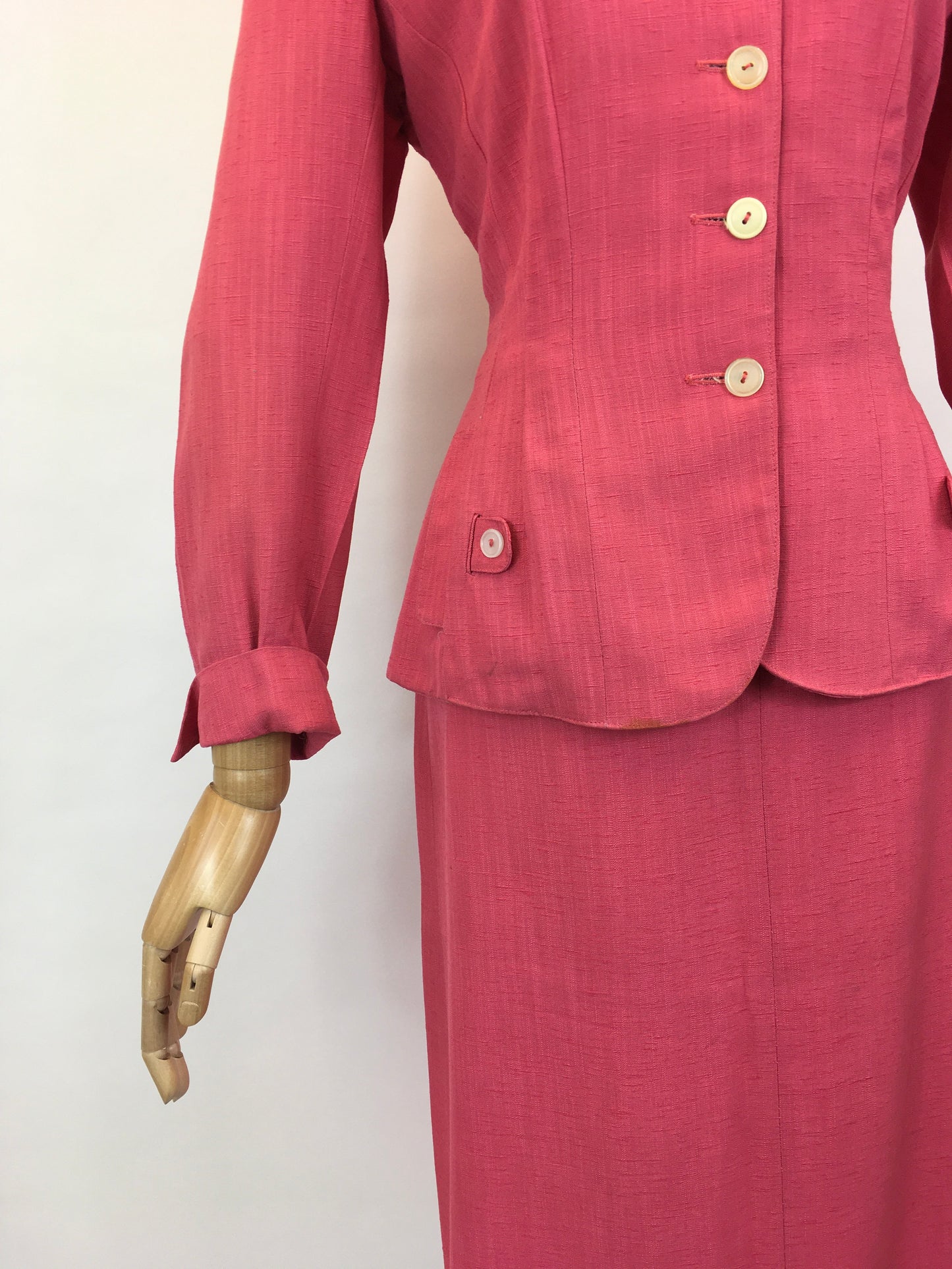 Original 1940’s Fabulous Bubblegum Pink 2pc Suit - In A Gorgeous Linen Fabric
