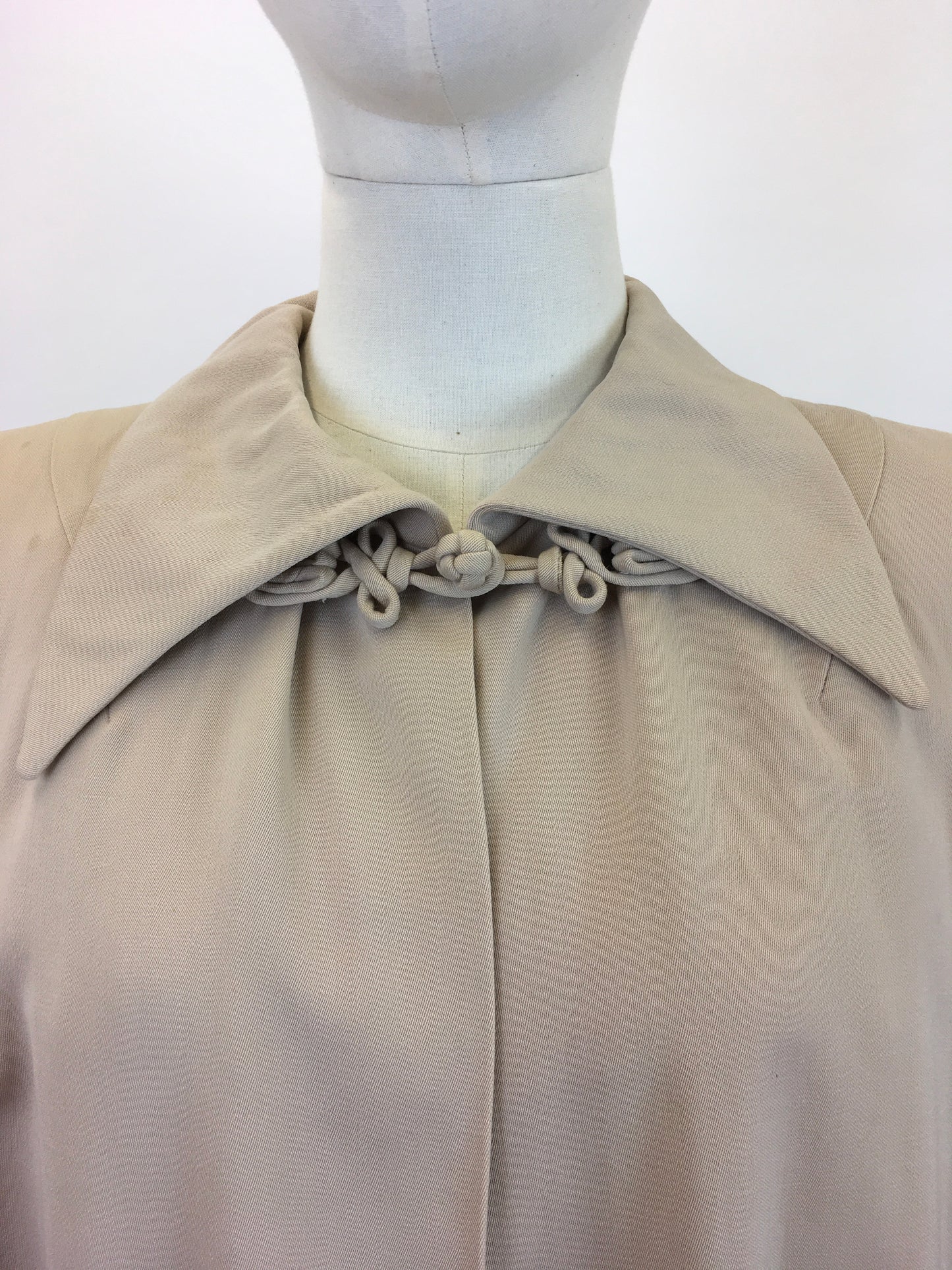 Original 1940's Sensational Gaberdine Cape - In A Soft Beige