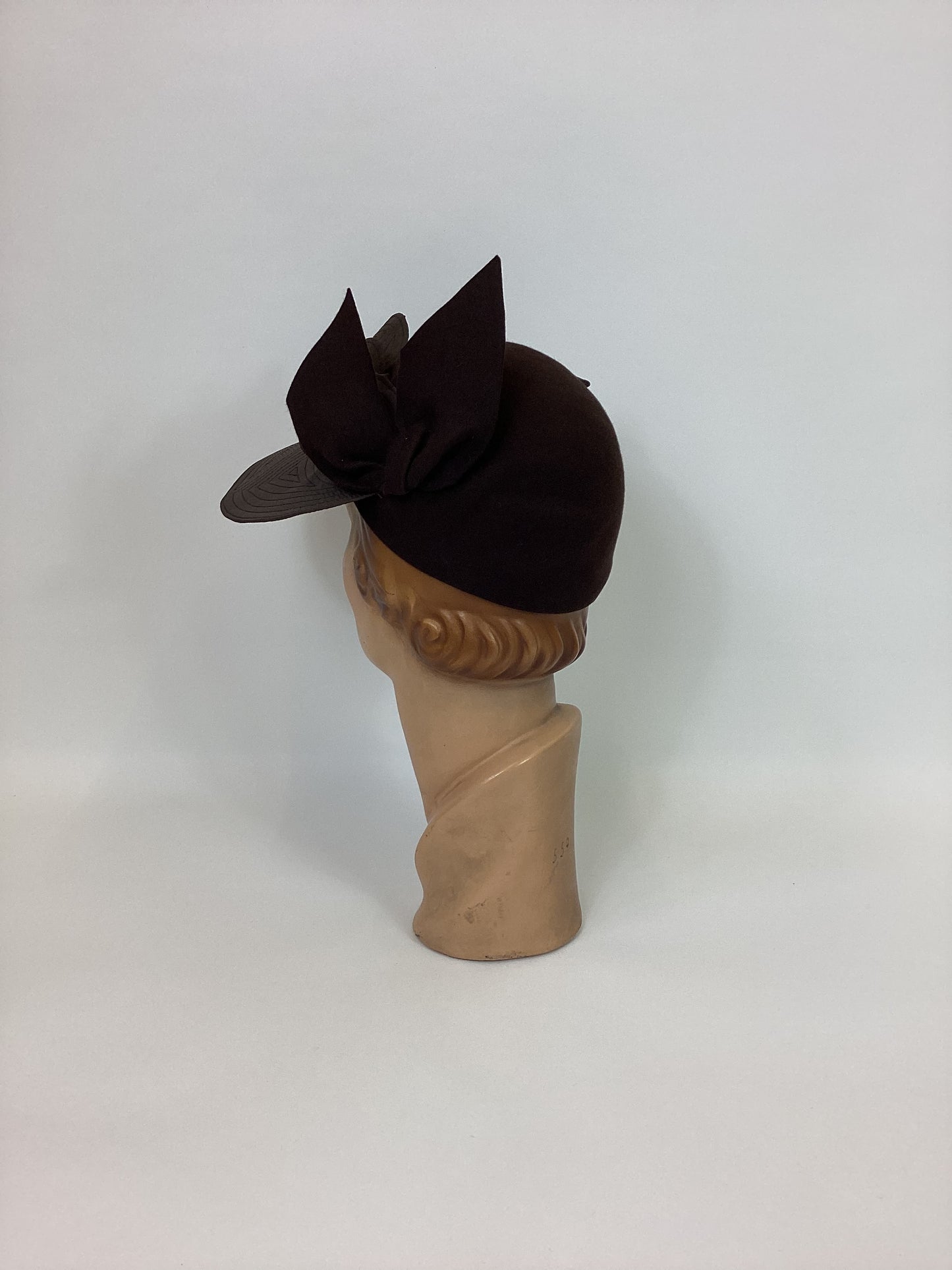 Original 1930’s Sensational Hat in Chocolate Brown - With Deco Stitching